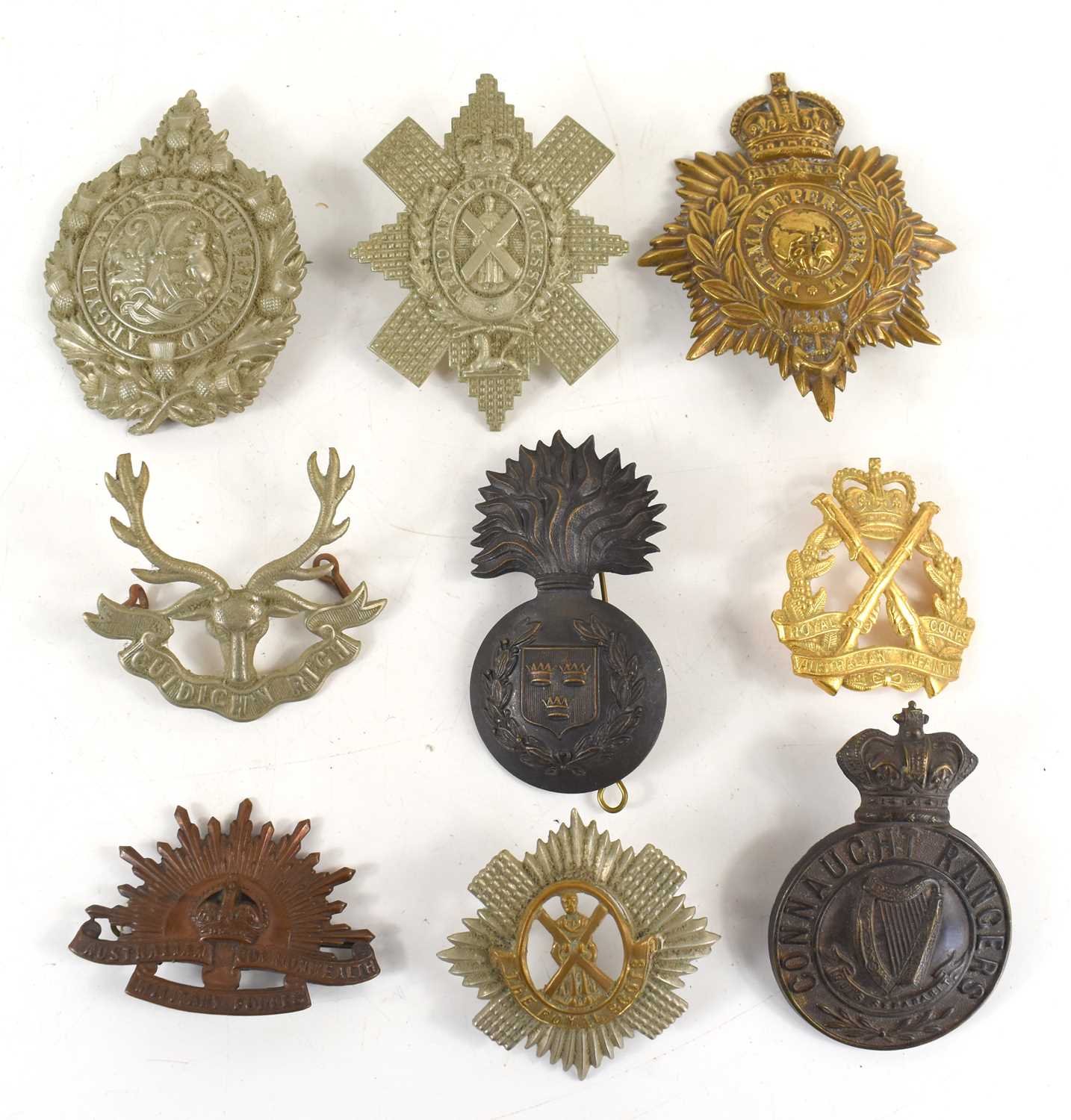 A group of Victorian and later cap and pouch badges to include Gordon Highlanders, 64th Foot - Bild 3 aus 19