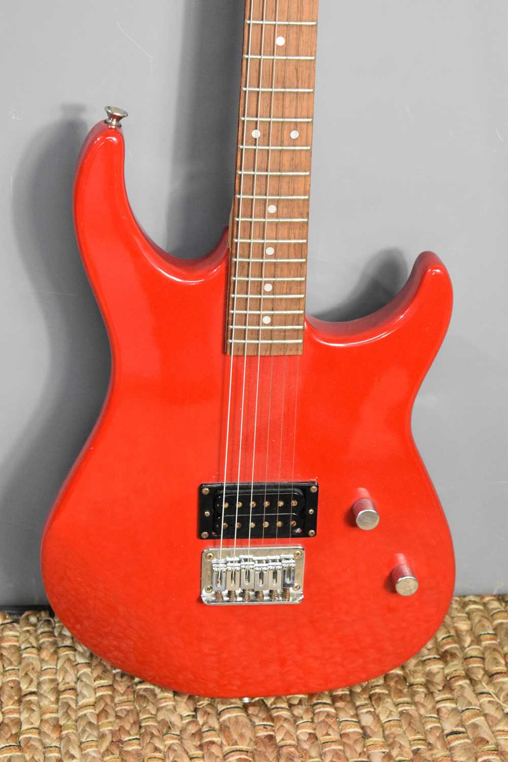A Peavey Raptor Junior Electric Guitar in red. - Image 4 of 4