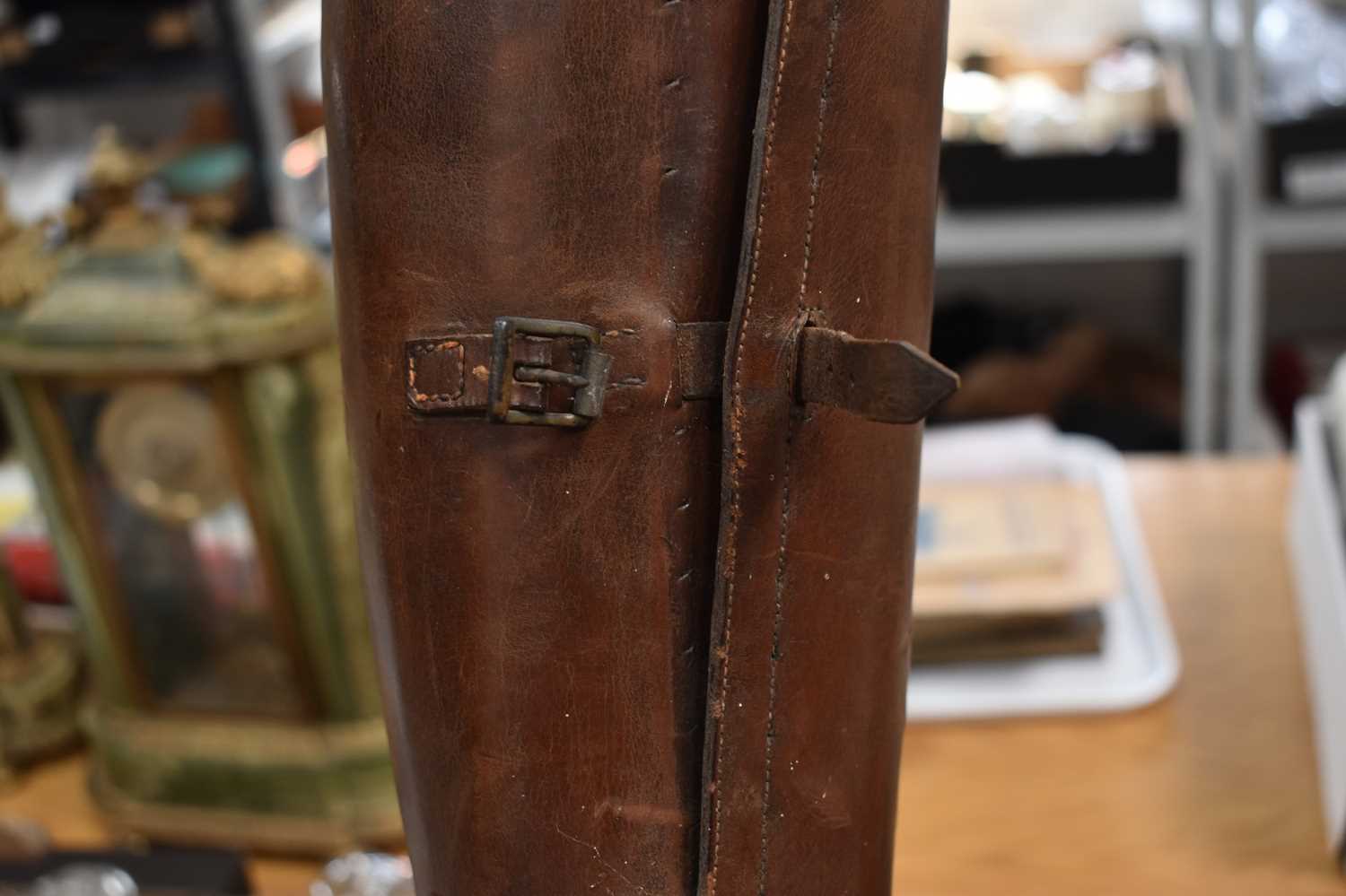 A pair of brown leather riding boots made by Sparkes-Hall of London, complete with wooden trees. - Bild 8 aus 8