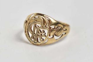 A gold Glasgow Rangers Football Club signet ring, tested as 9ct gold, size Z3, 4.16g.