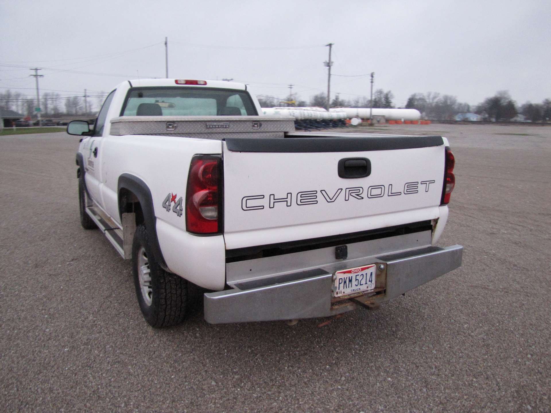 2006 Chevy 2500 HD pickup truck - Image 6 of 65