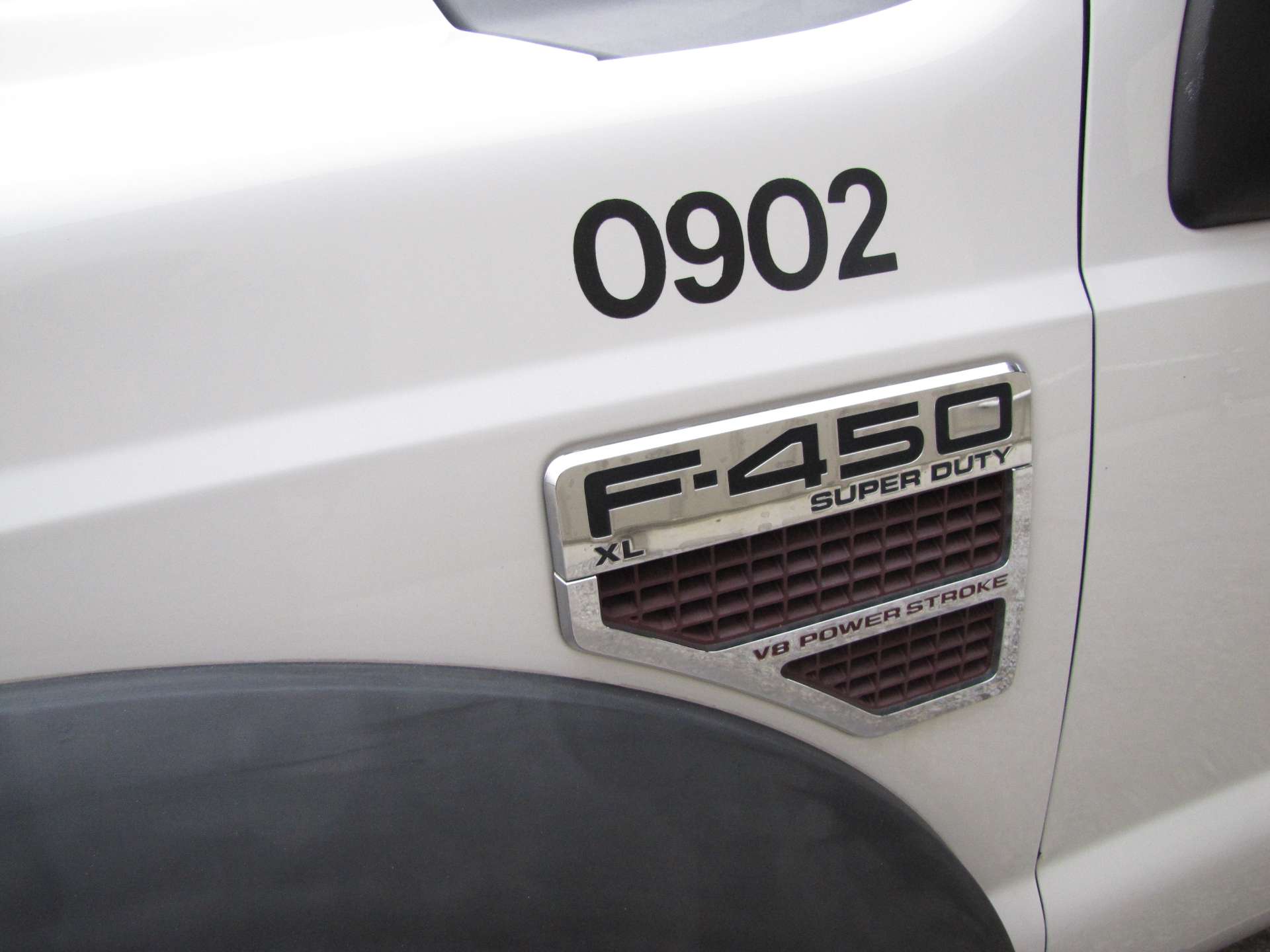 2009 Ford F450 XL Super Duty pickup truck - Image 58 of 58