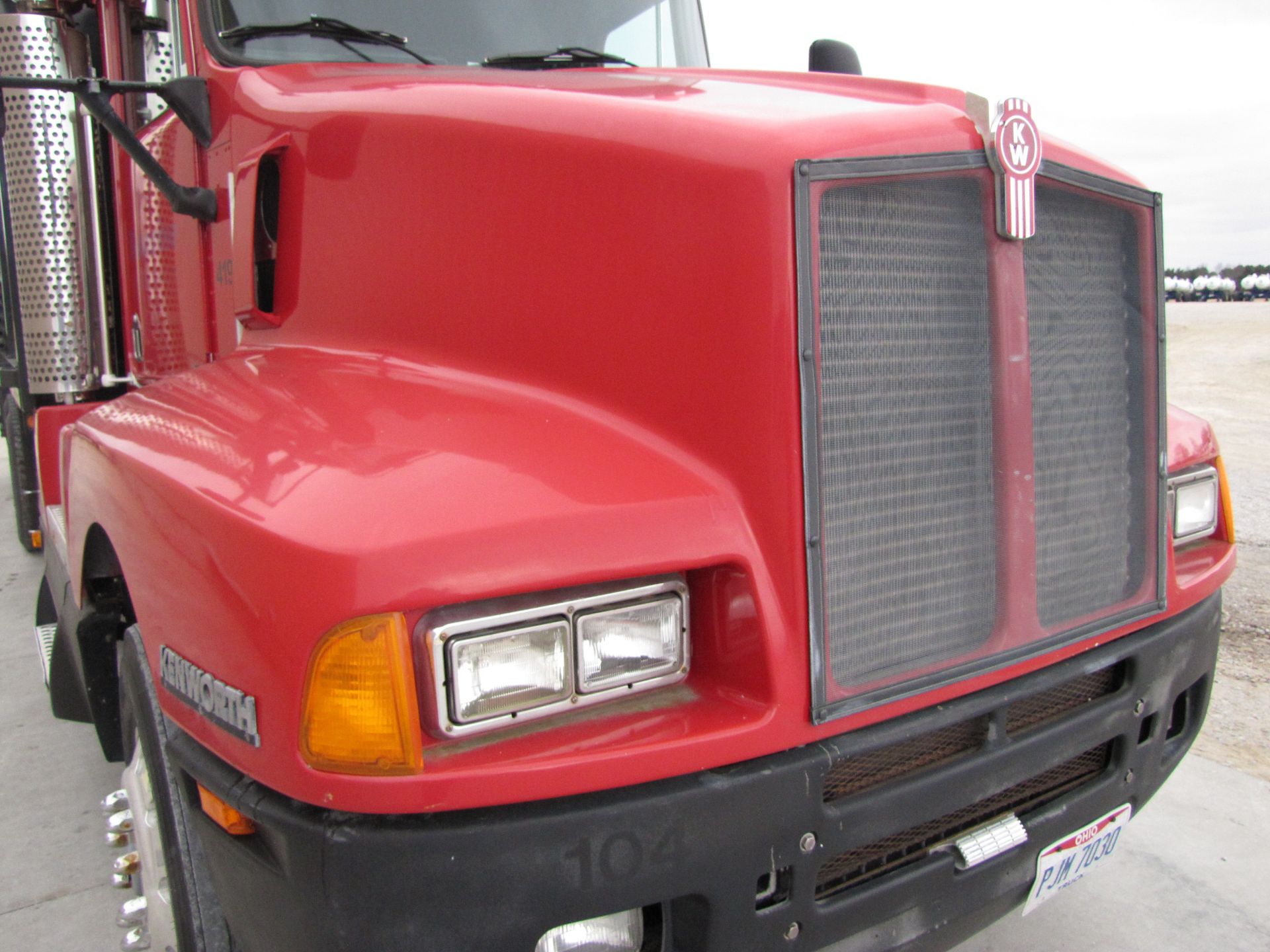 1992 Kenworth T600 semi truck - Image 82 of 83