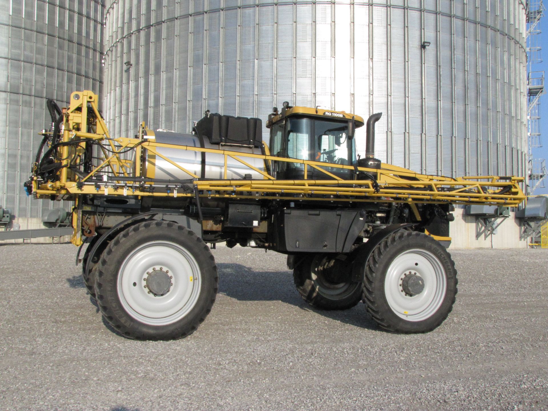 2015 RoGator RG1100B Combo - Image 5 of 126