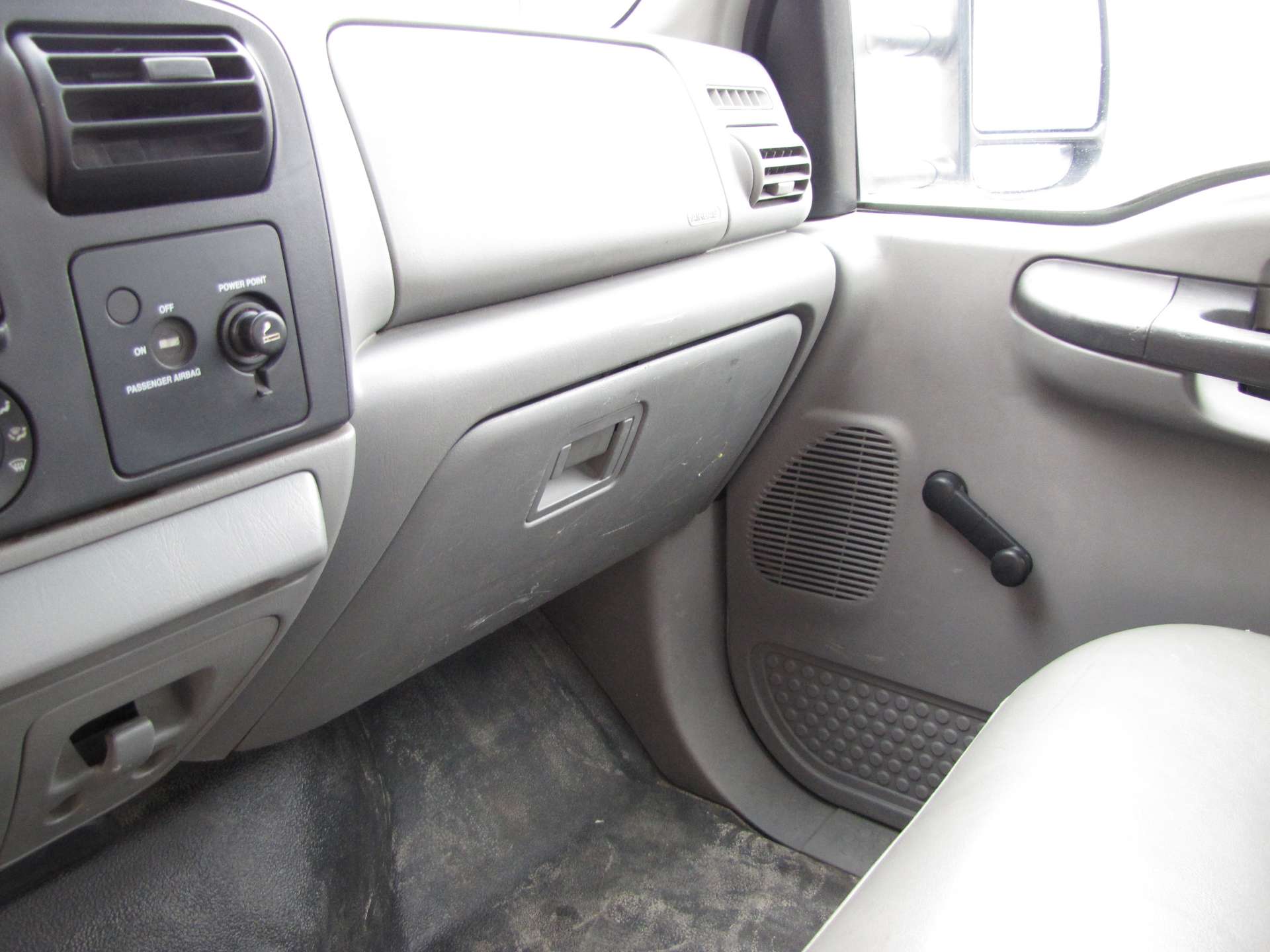 2006 Ford F450 XL Super Duty pickup truck - Image 50 of 62