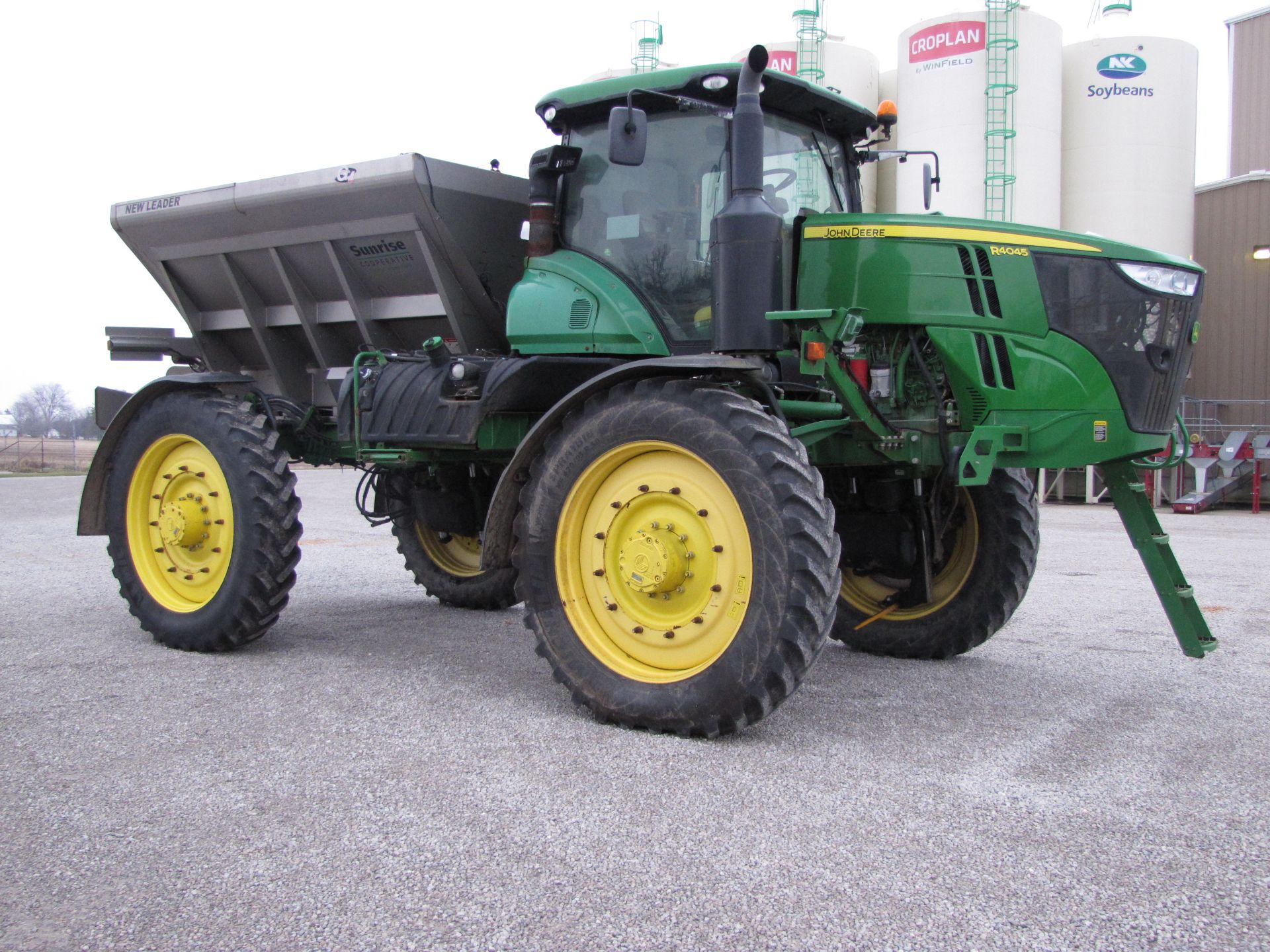 2015 JD R4045 - Image 8 of 90