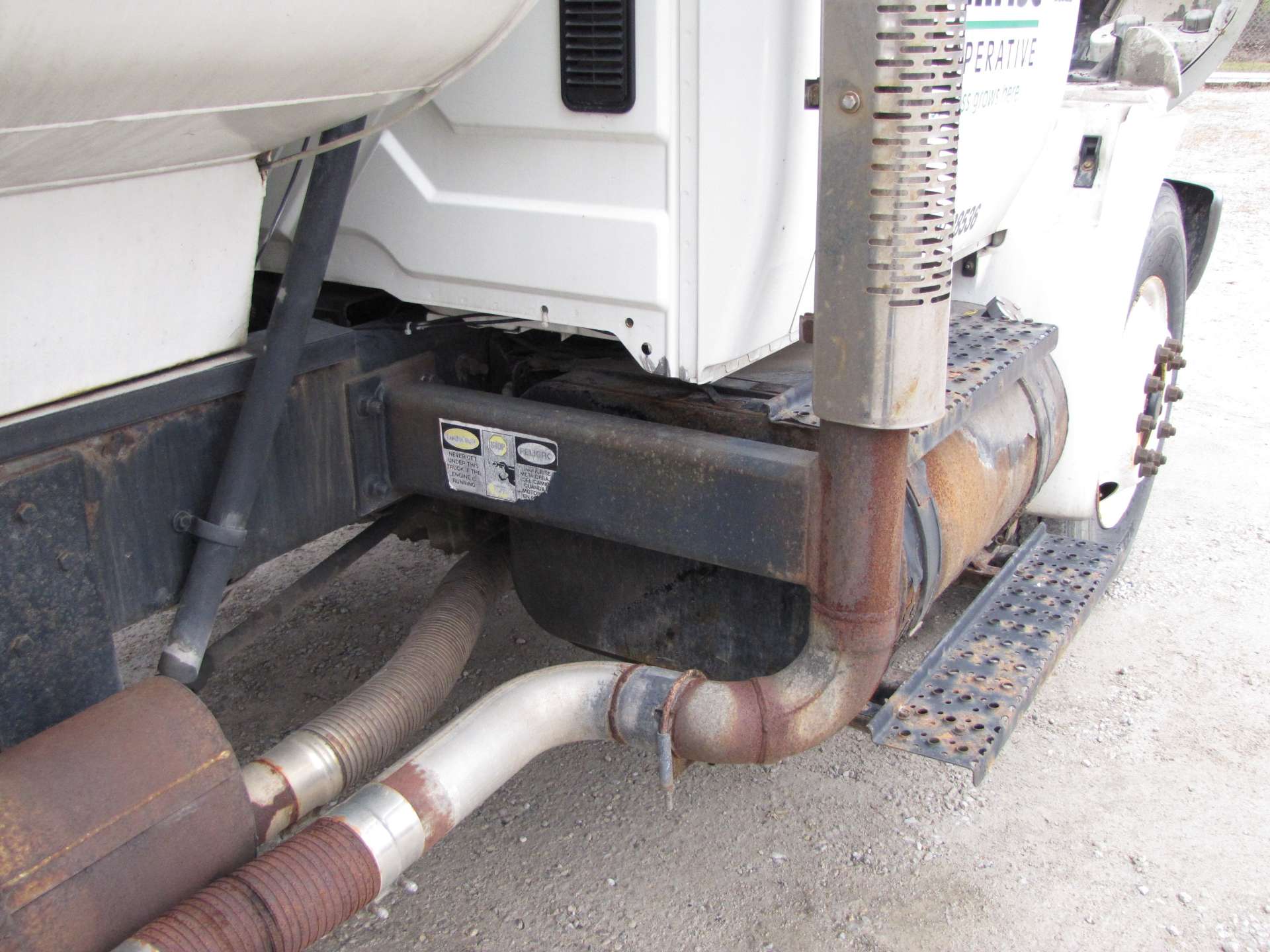 2007 International 4300 fuel truck - Image 49 of 73