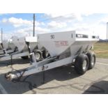 Willmar Super 600 fertilizer spreader