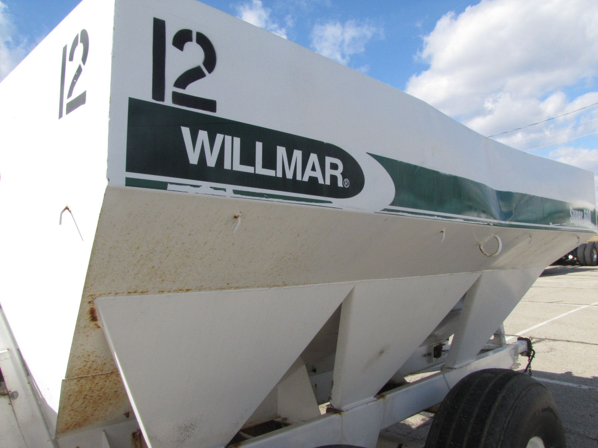 Willmar Super 600 fertilizer spreader - Image 21 of 26