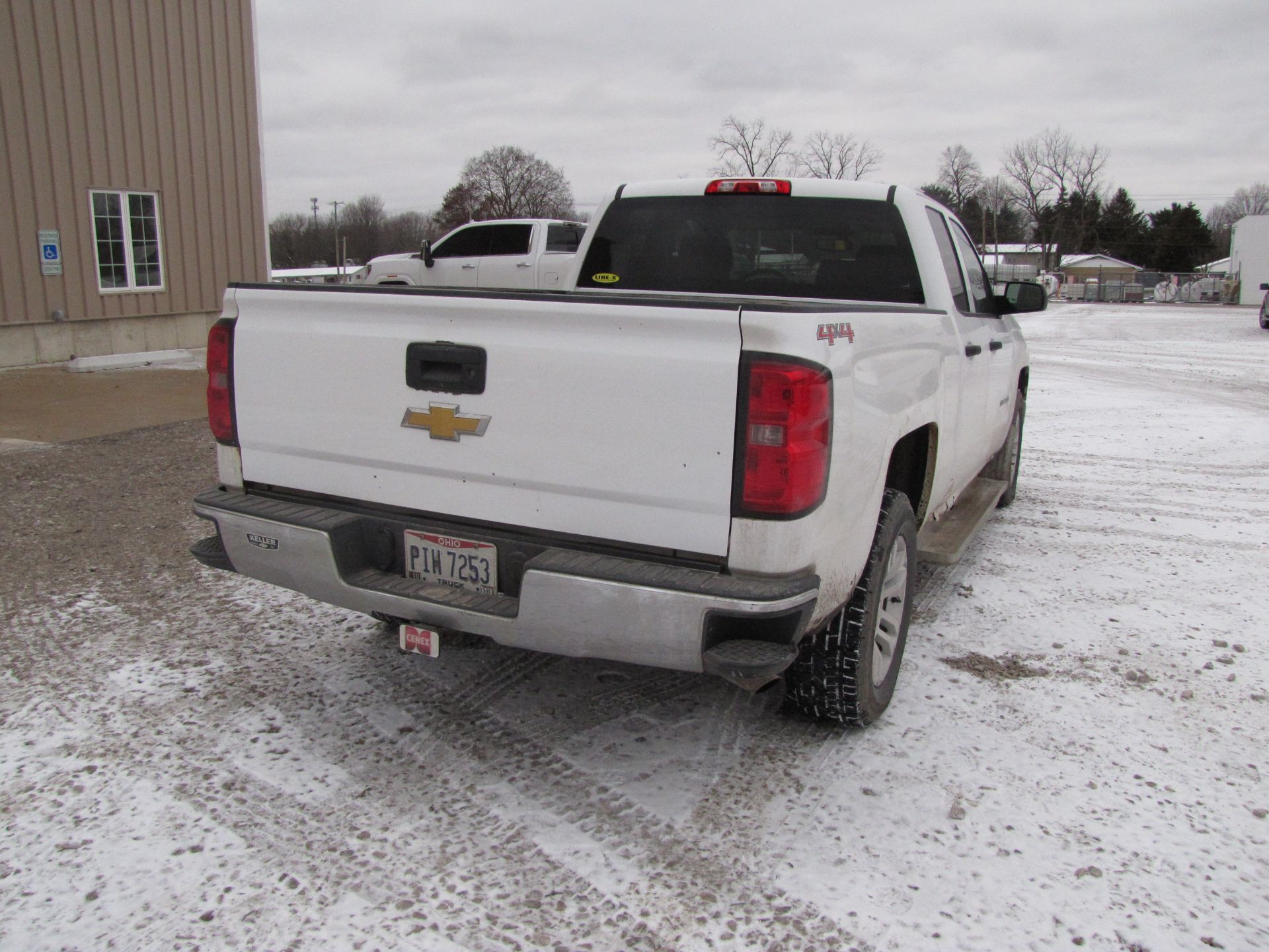 2014 Chevy Silverado 1500 pickup truck - Image 9 of 55