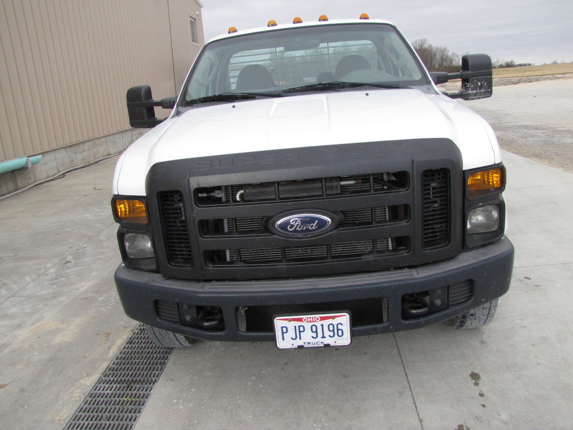2009 Ford F350 XL Super Duty pickup truck - Image 13 of 55