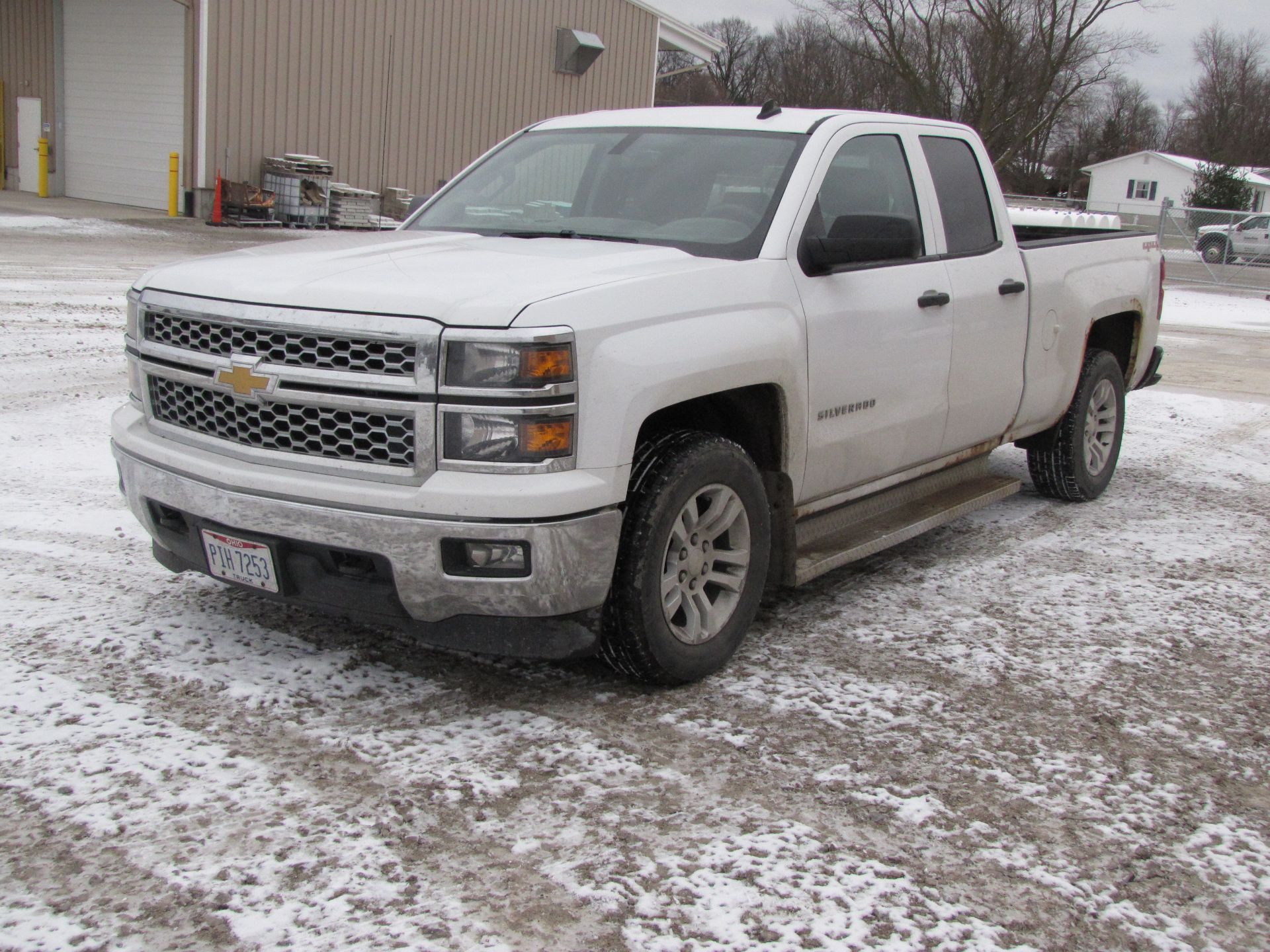 2014 Chevy Silverado 1500 pickup truck - Image 16 of 55