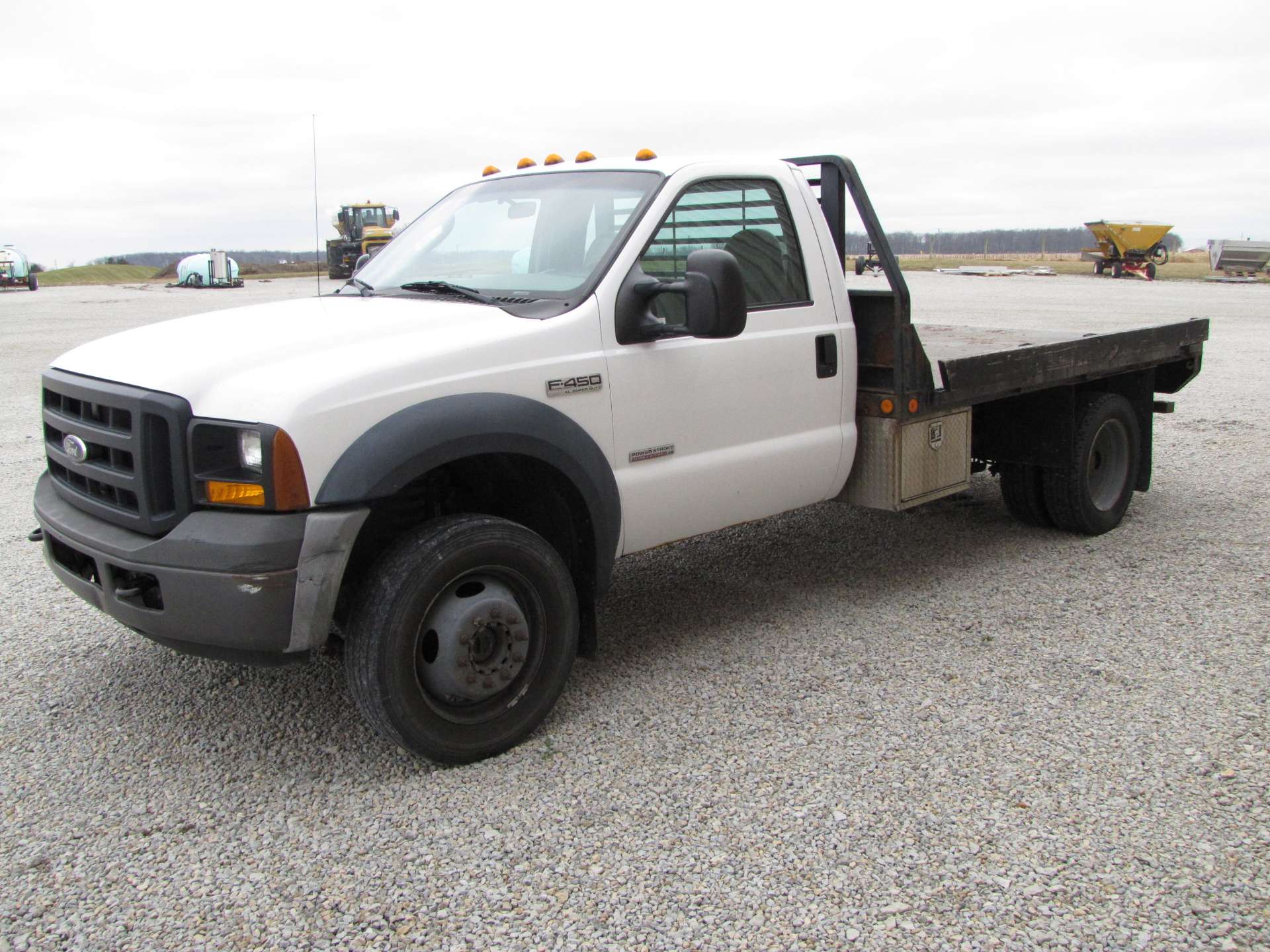 2006 Ford F450 XL Super Duty pickup truck - Image 11 of 62