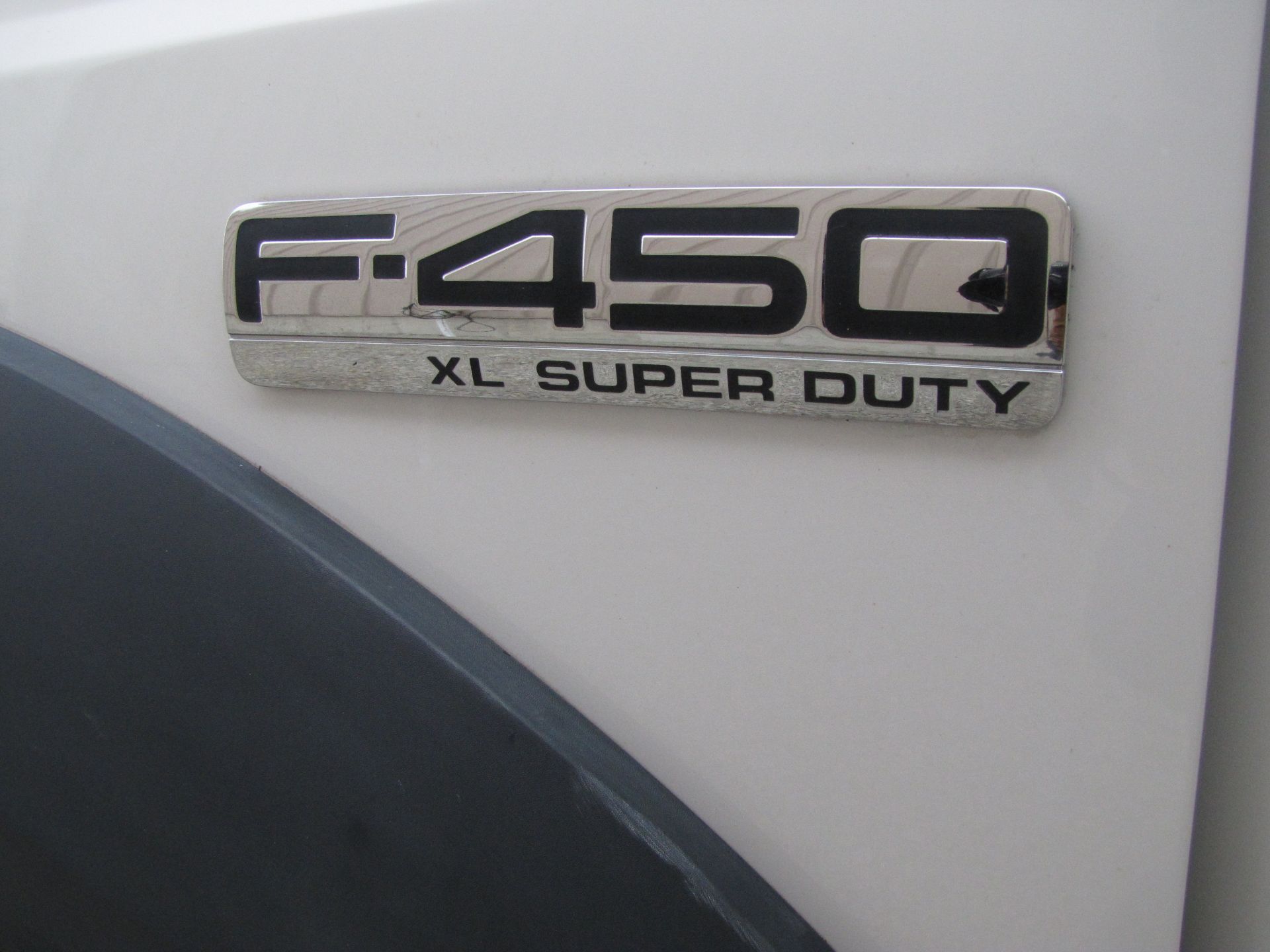 2006 Ford F450 XL Super Duty pickup truck - Image 60 of 62