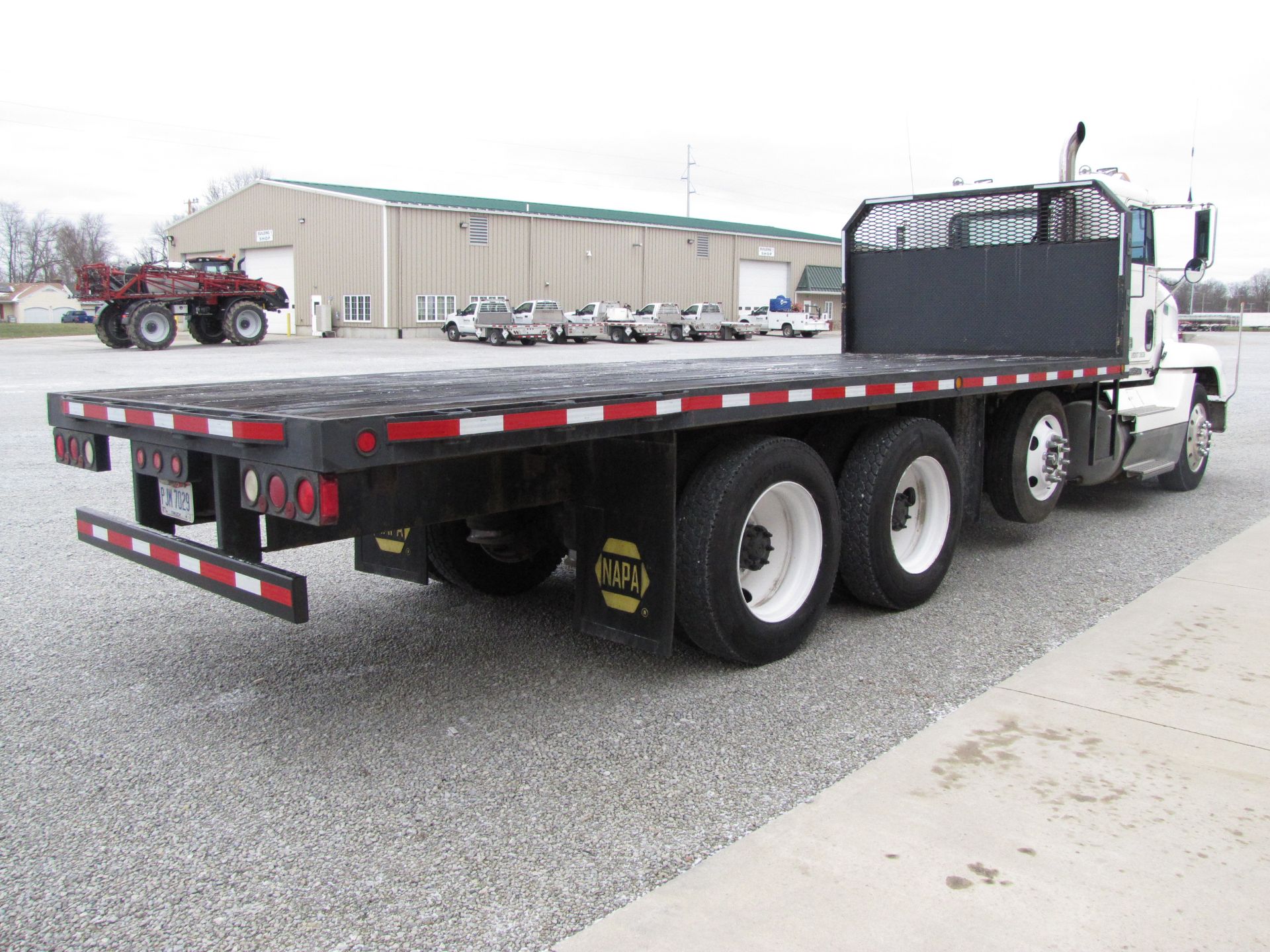 1993 Freightliner FLD120 semi truck - Image 10 of 71