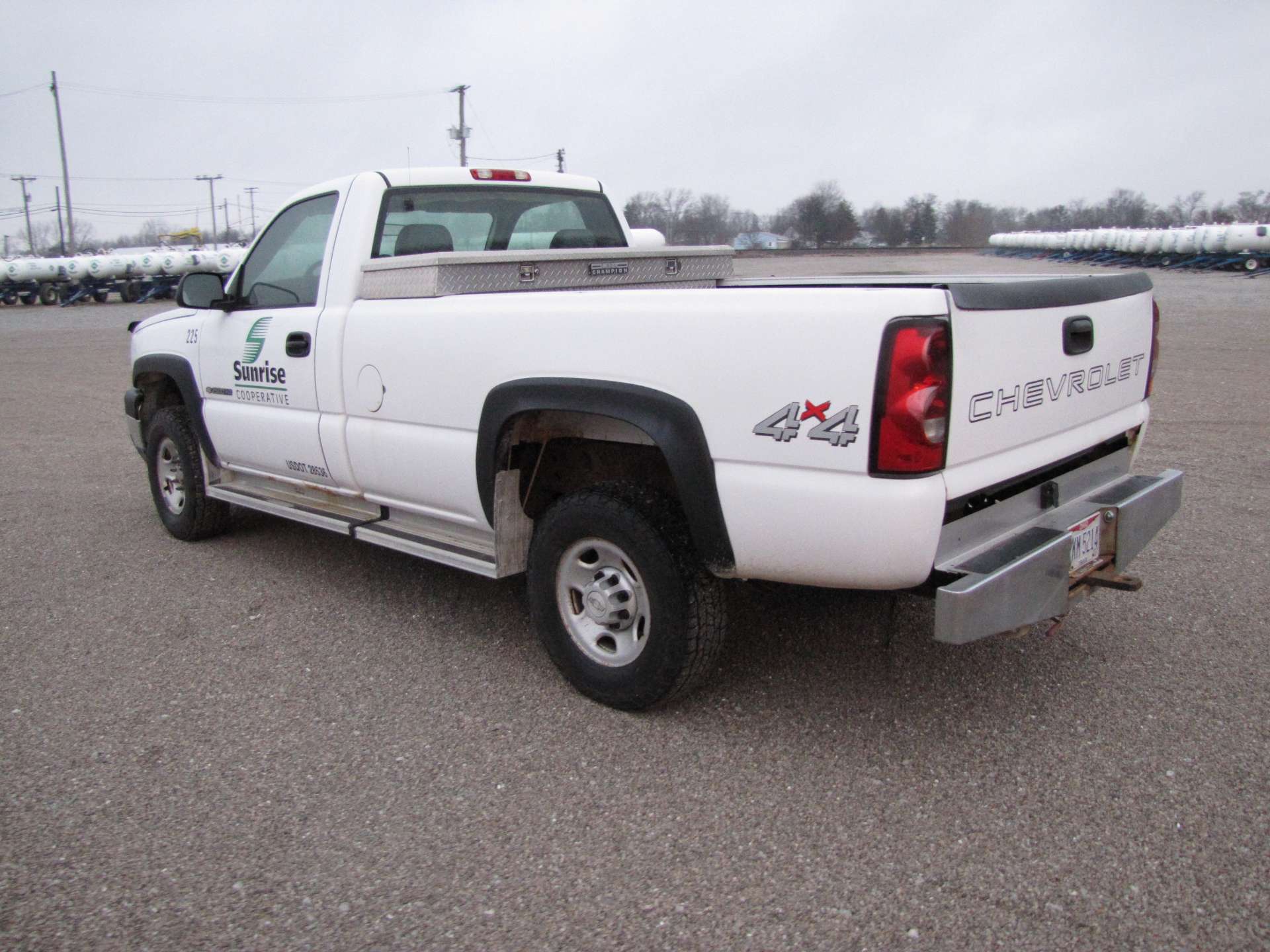 2006 Chevy 2500 HD pickup truck - Image 5 of 65