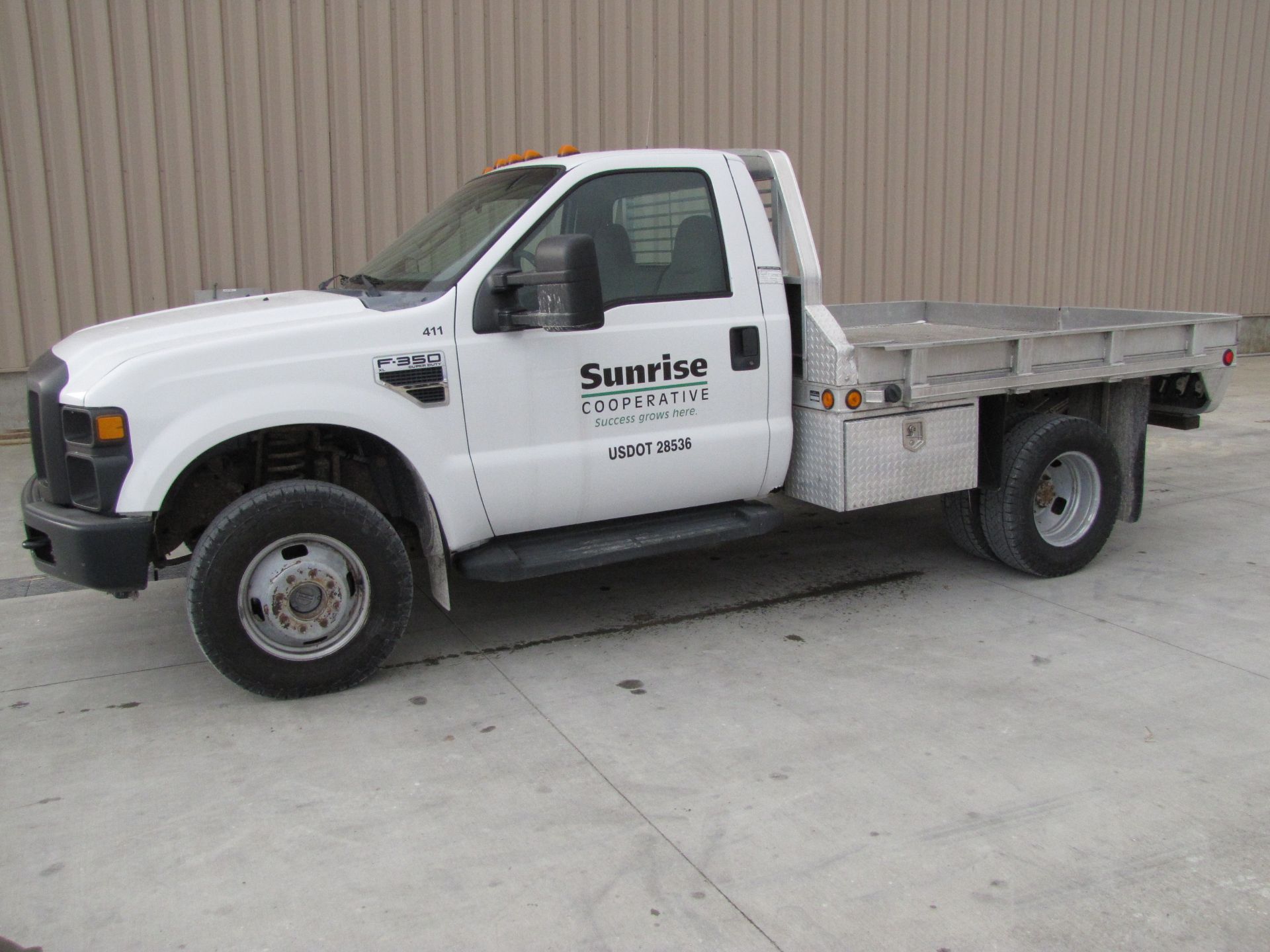 2009 Ford F350 XL Super Duty pickup truck - Image 2 of 55