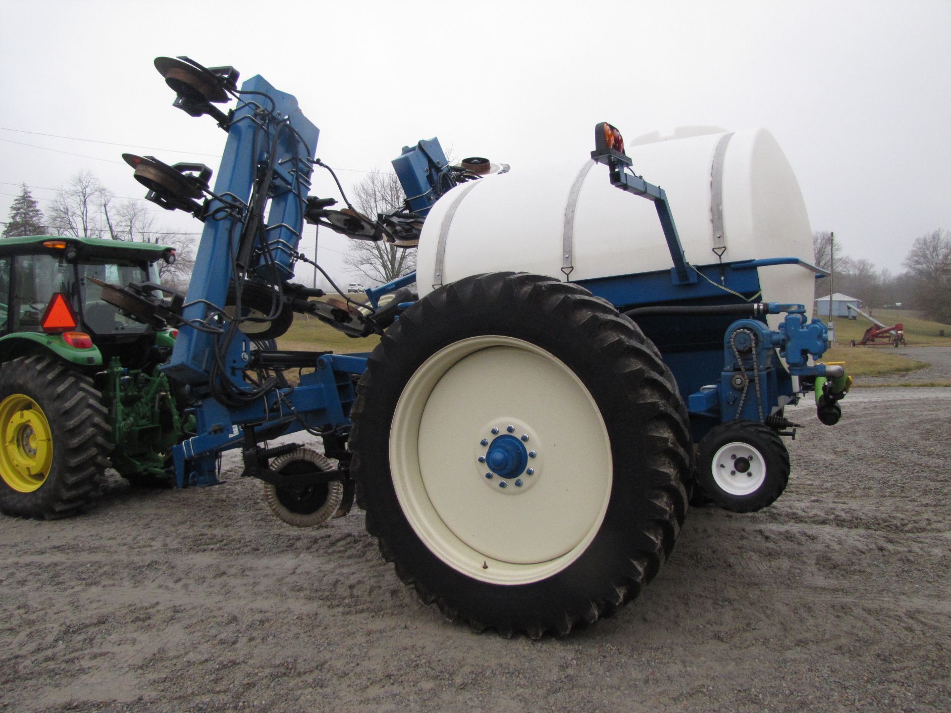 Ag Systems 6400 liquid applicator - Image 3 of 40