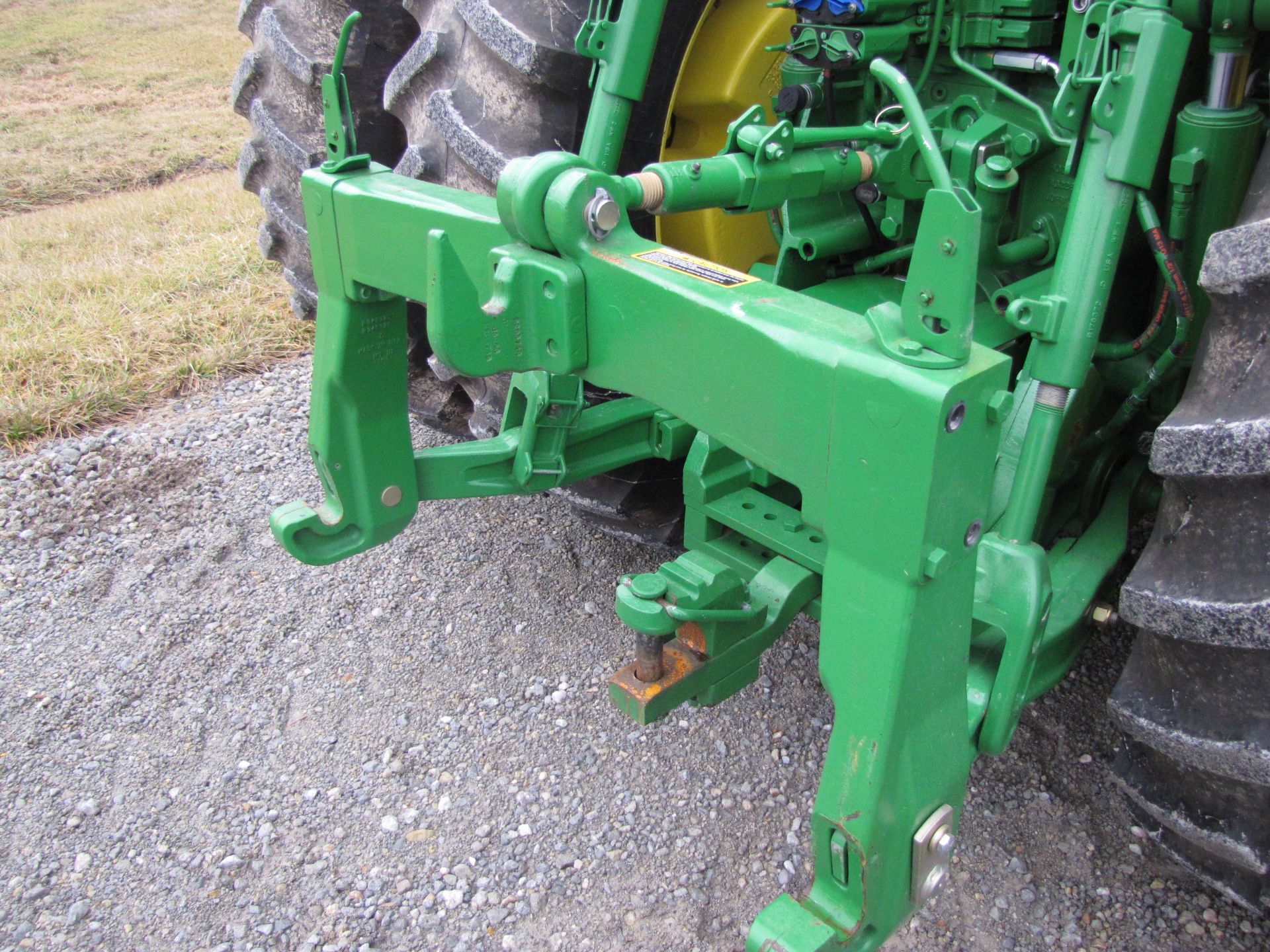 John Deere 8285R tractor - Image 33 of 62