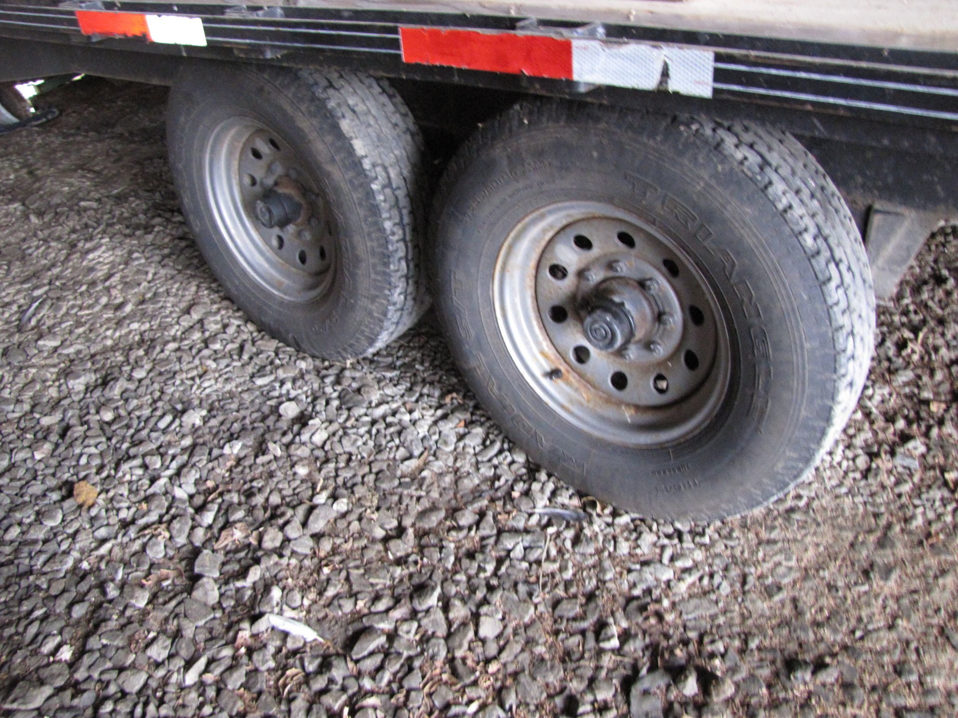 Appalachian 92” x 20’+ 4’ fixed dovetail trailer - Image 4 of 7