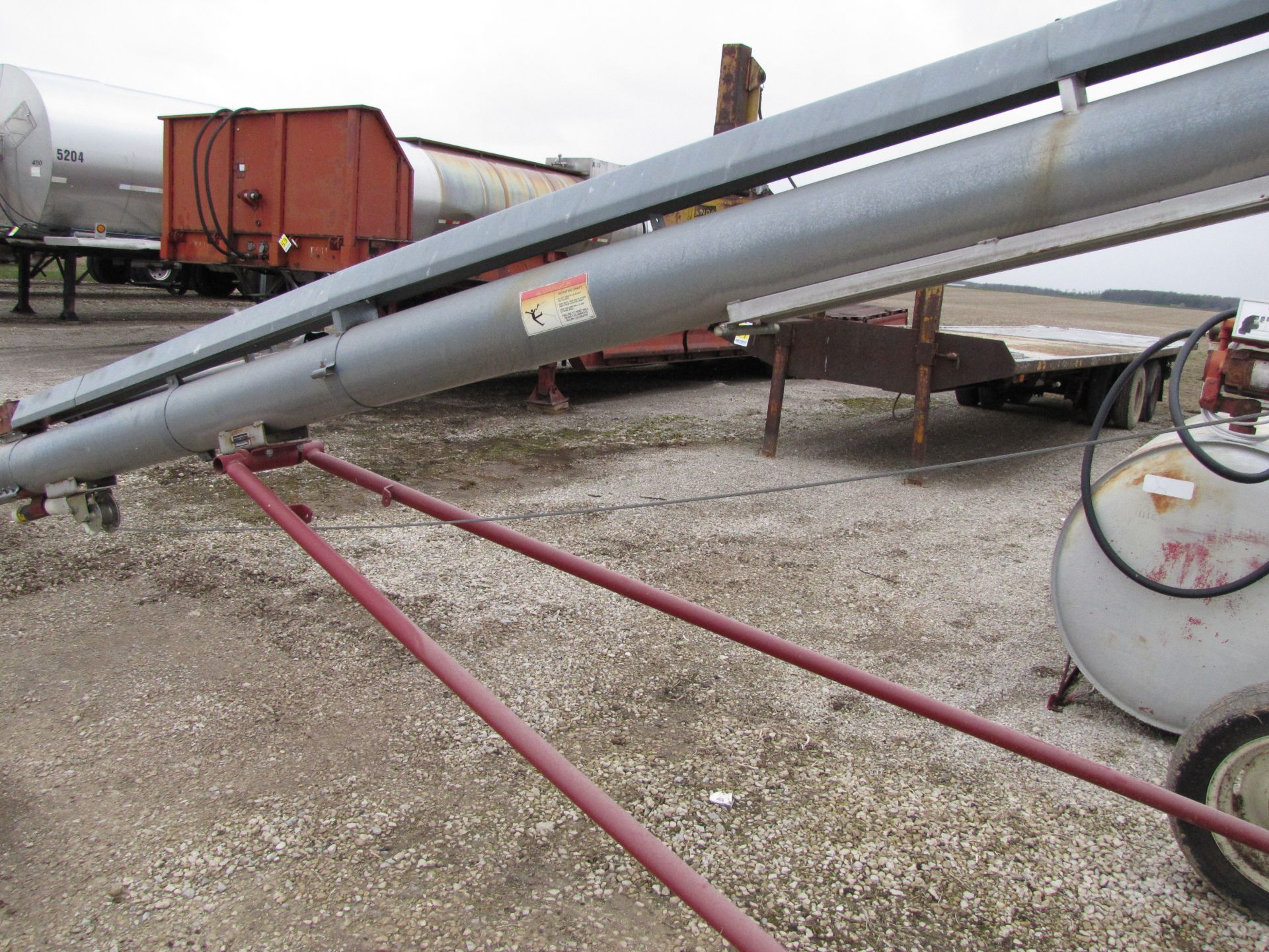 8'' x 31' Hutchinson Top Drive Auger - Image 8 of 19