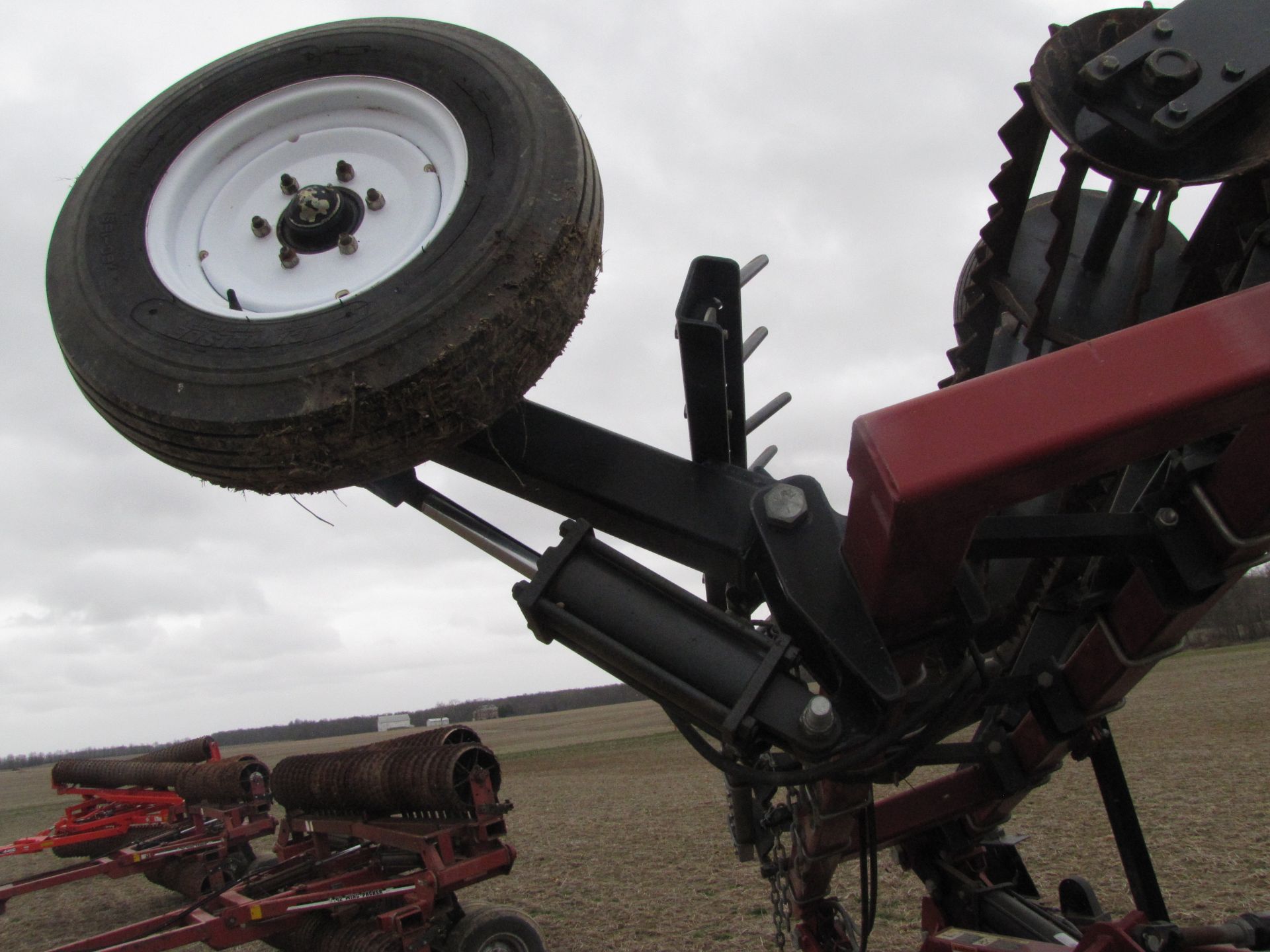 32' J&M TF212 Rolling Harrow - Image 31 of 31