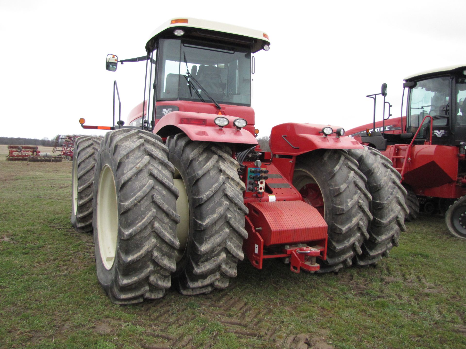 Versatile 375 Tractor - Image 8 of 47