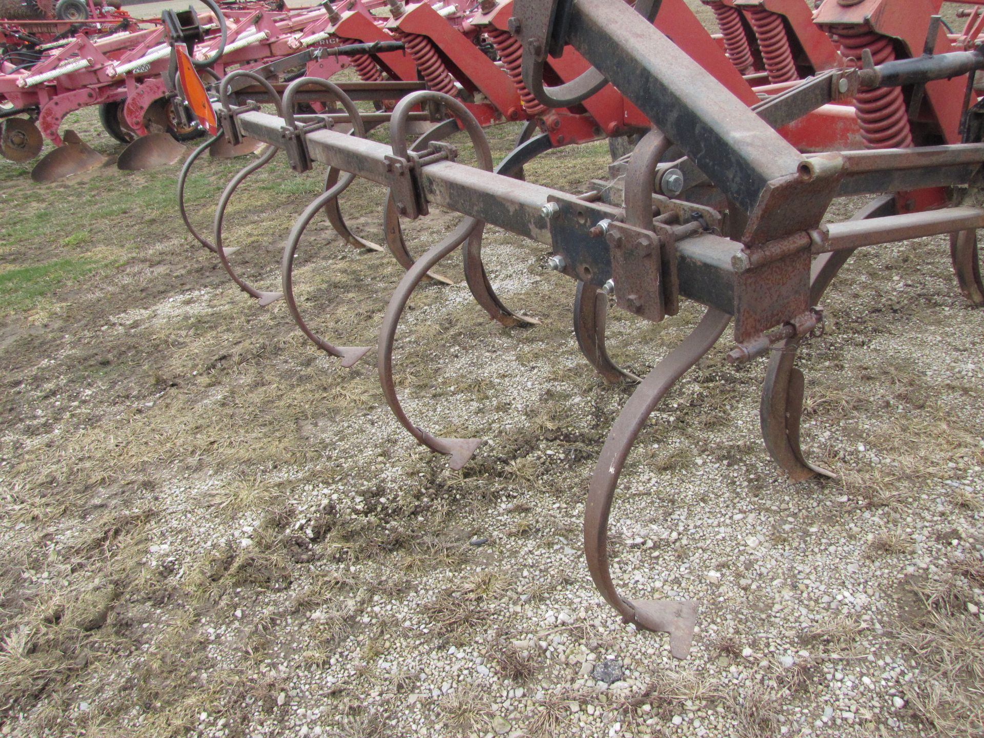 Sunflower 4212-14 11-Shank Disc Chisel Plow - Image 16 of 24