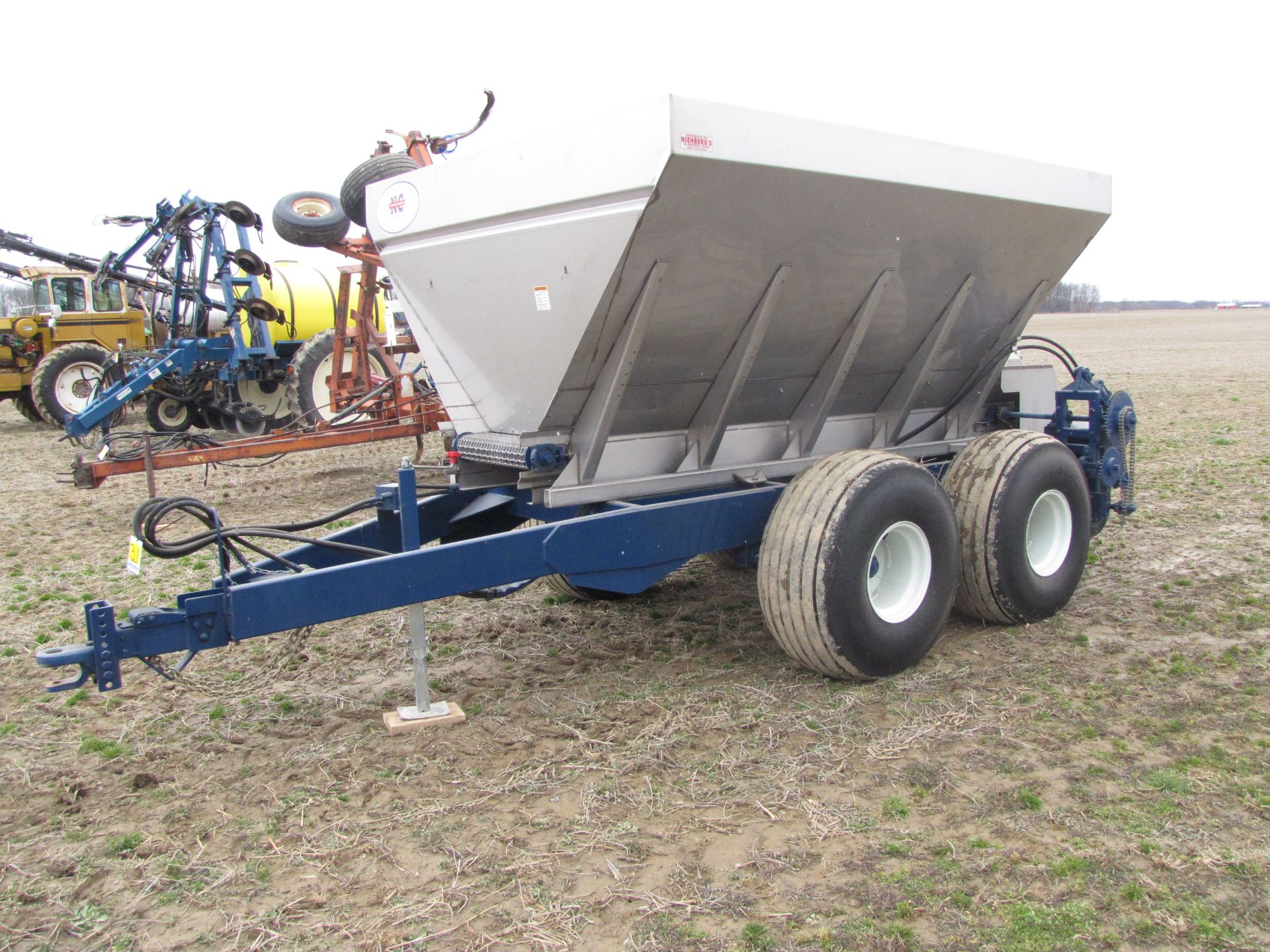 Newton Crouch SS Spreader - Image 4 of 31