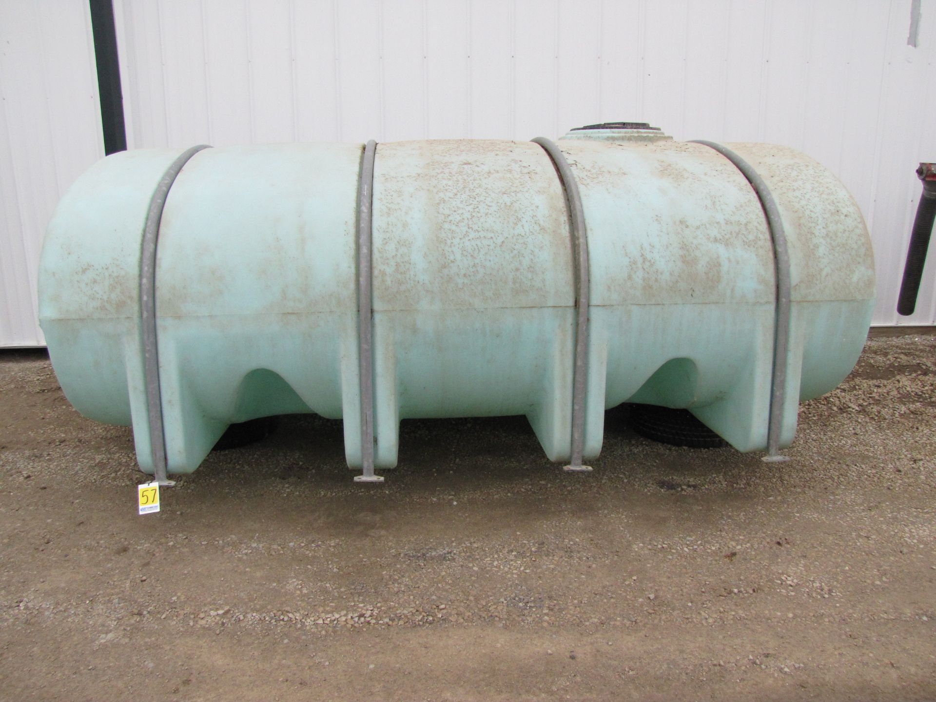 2000-Gallon Poly Tank - Image 3 of 12