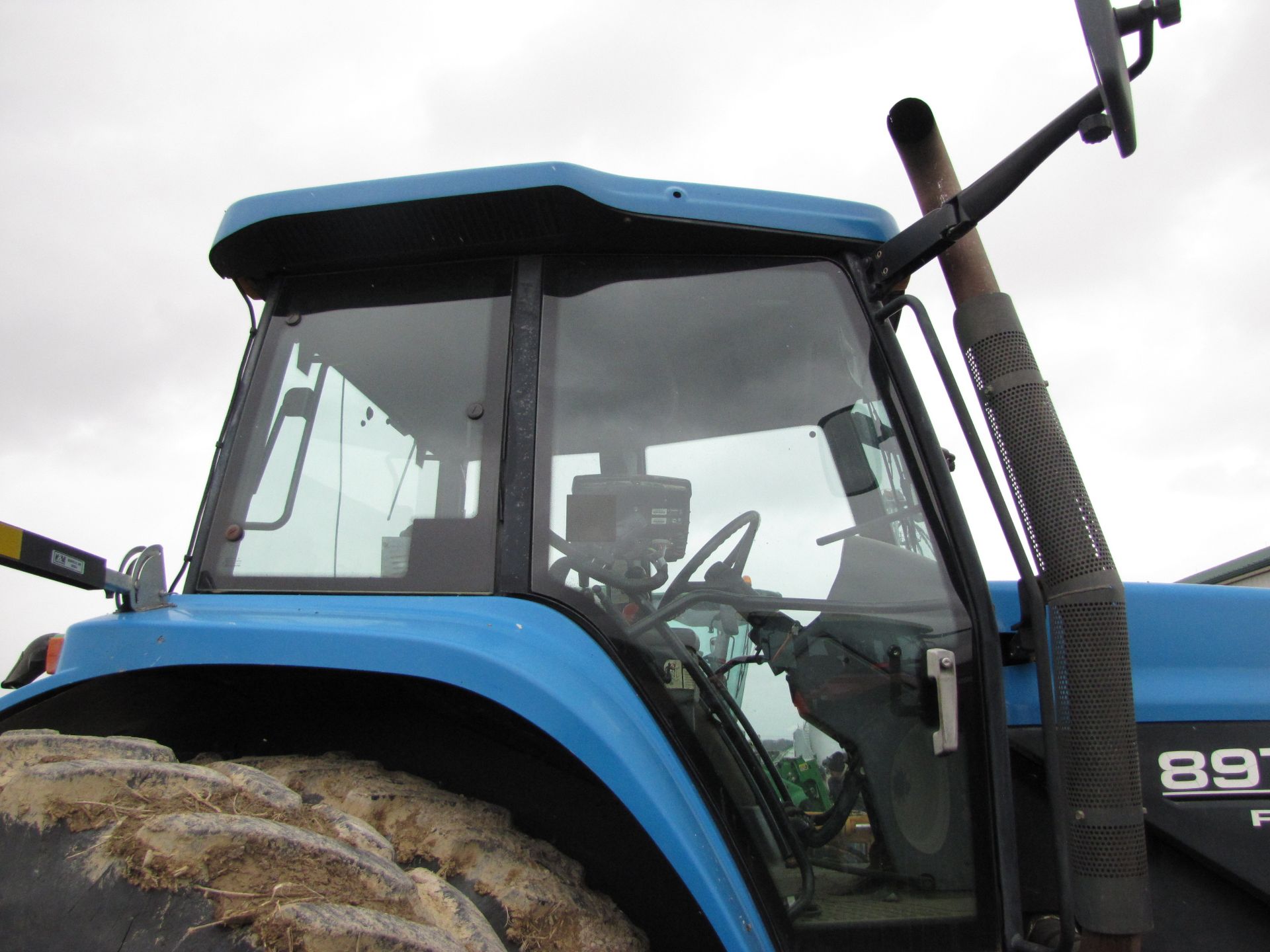 New Holland 8970 Tractor - Image 29 of 48
