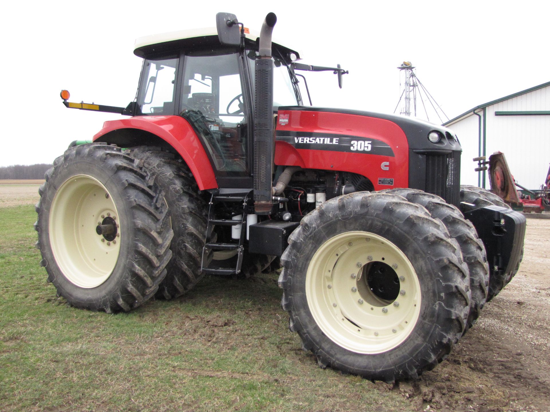Versatile 305 Tractor - Image 2 of 60