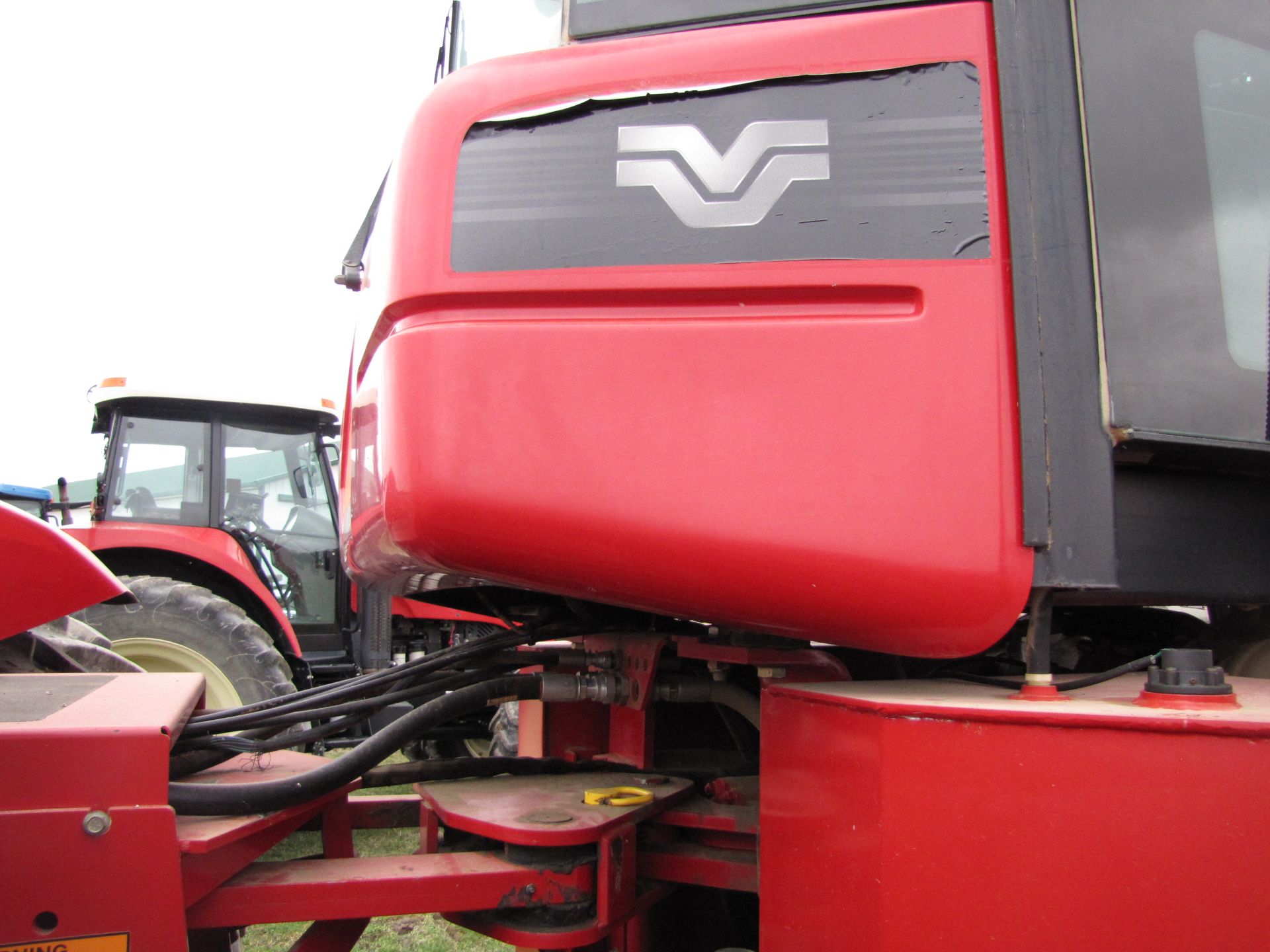 Versatile 375 Tractor - Bild 31 aus 47