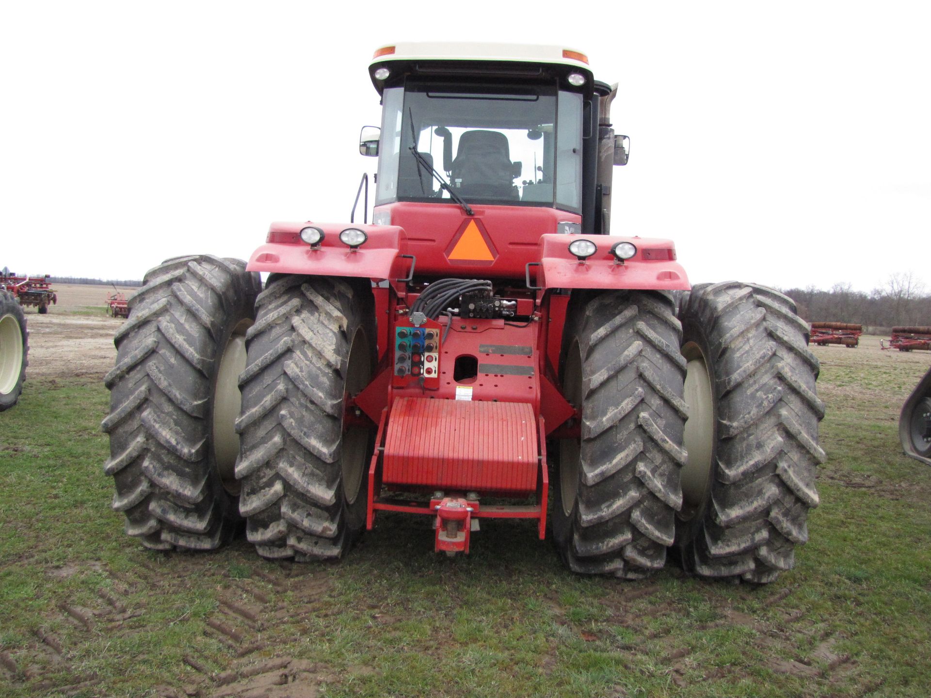 Versatile 375 Tractor - Bild 7 aus 47