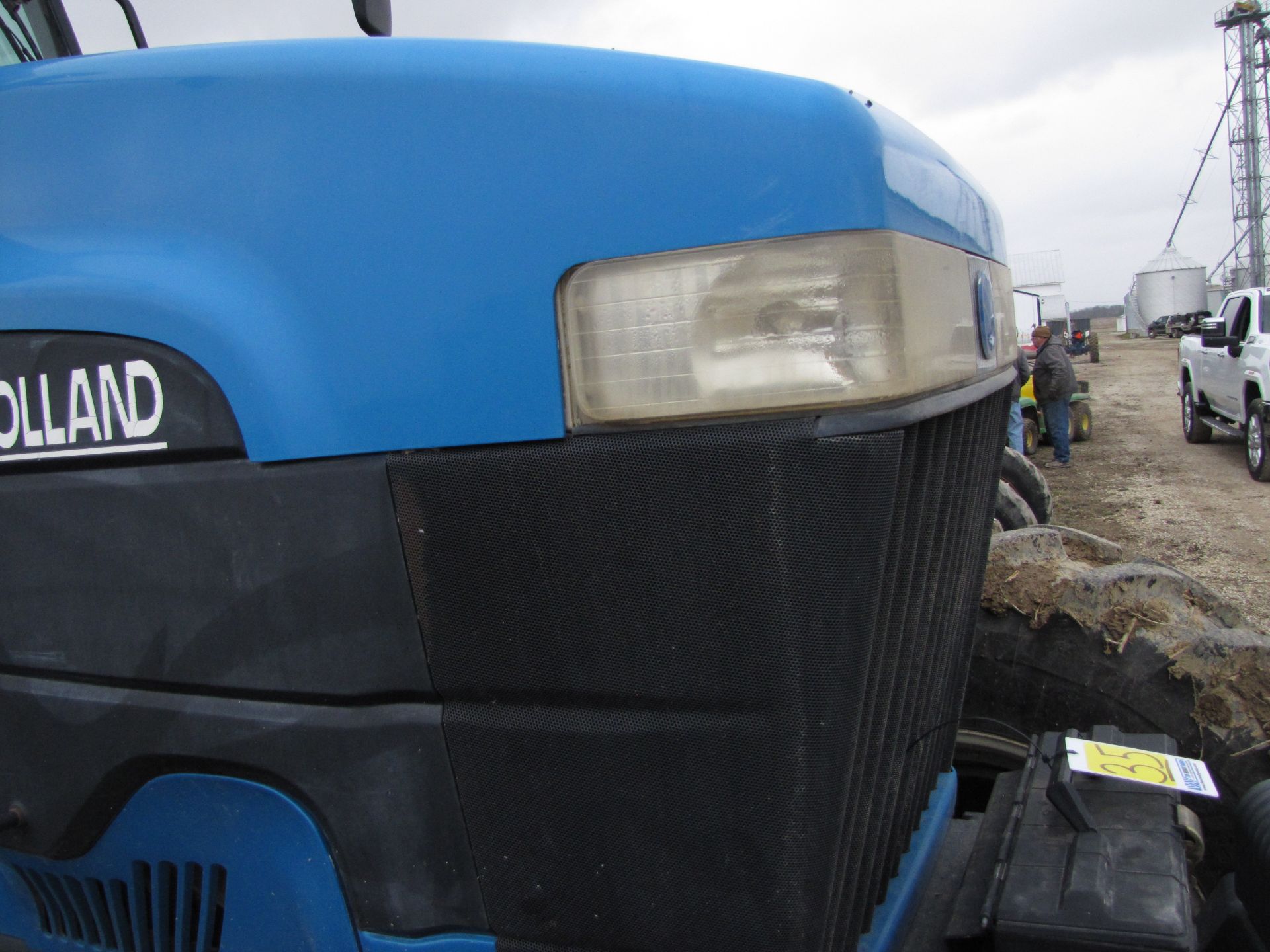 New Holland 8970 Tractor - Image 37 of 48
