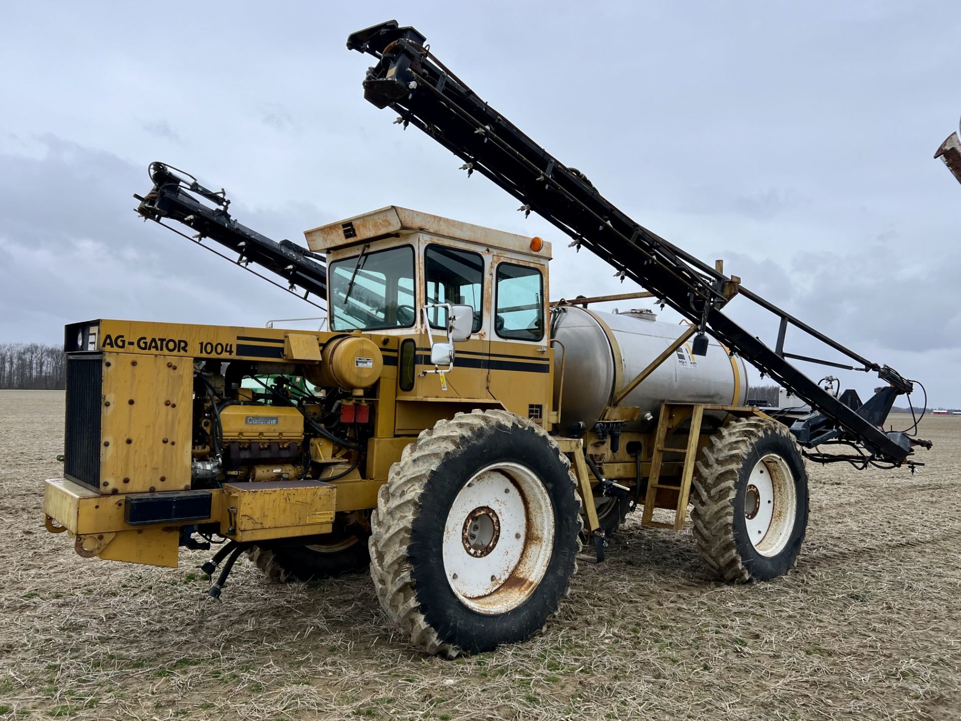 80' AG Gator 1004 Sprayer