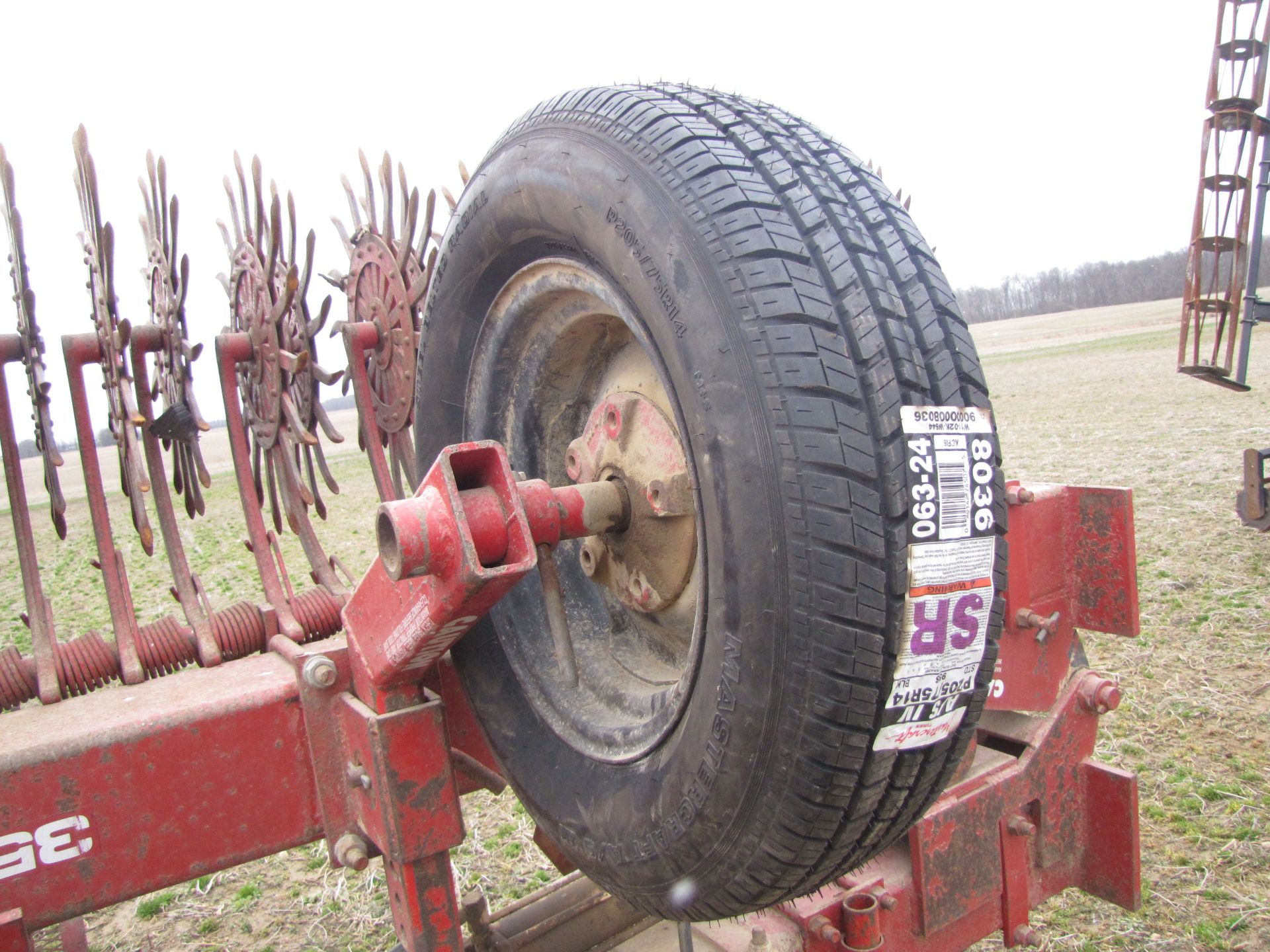28' Yetter 3528 Rotary Hoe - Image 16 of 19