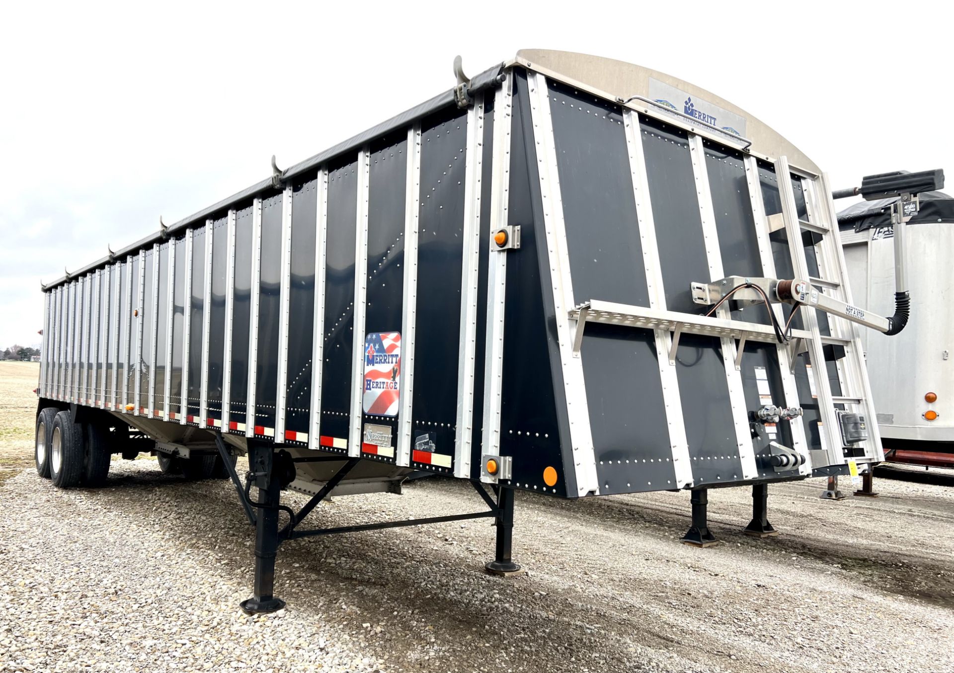 2014 38' Merritt Hopper Bottom Grain Trailer