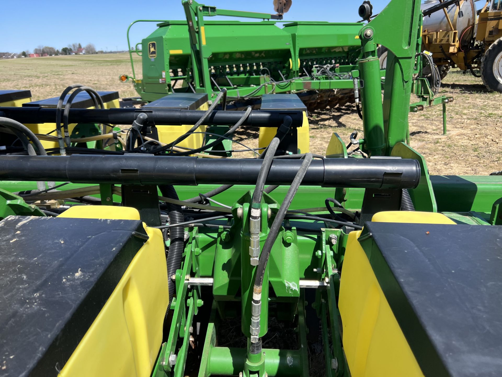 John Deere 1770NT 16R30'' Planter - Image 16 of 38