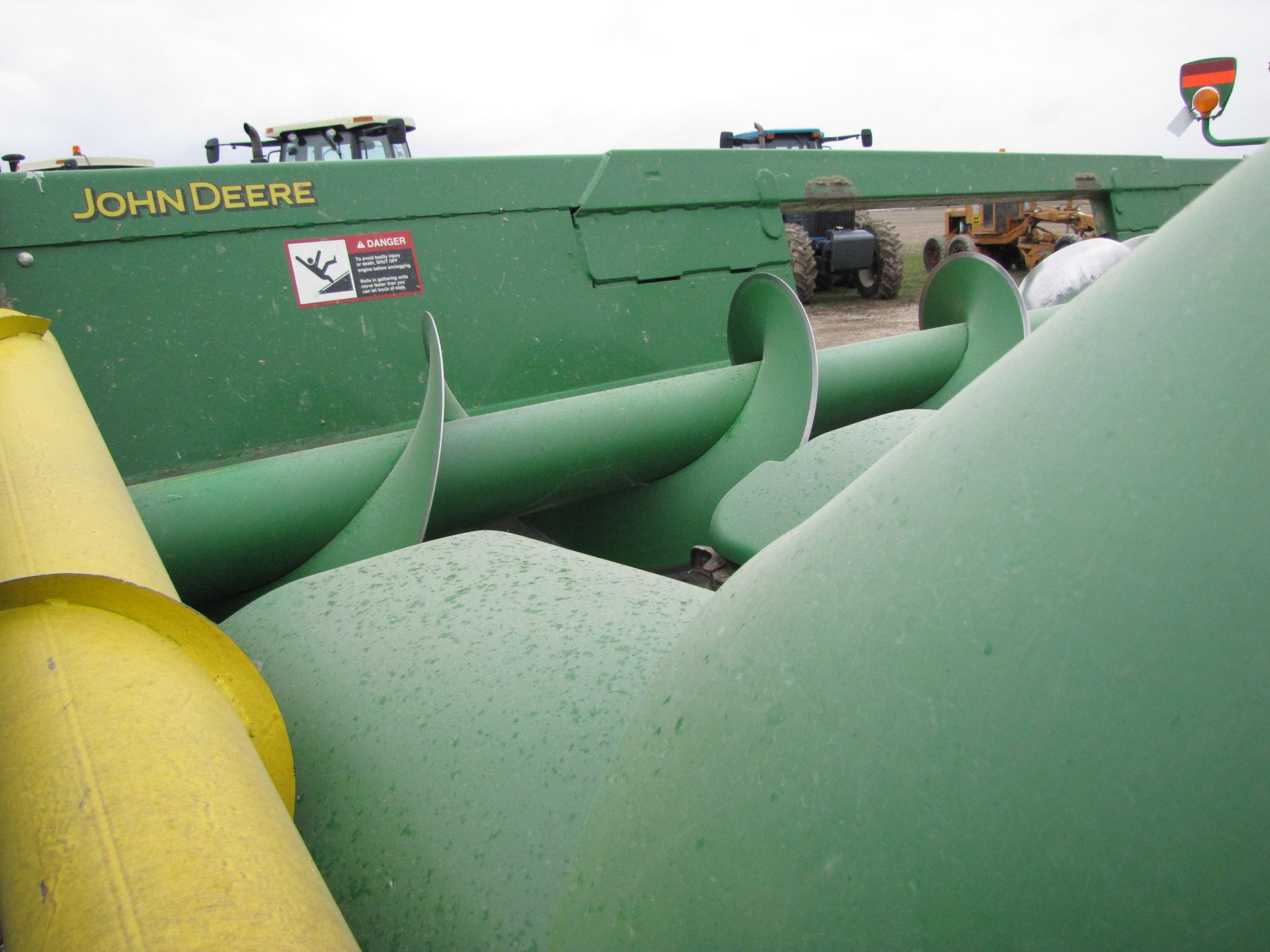 John Deere 608C Corn Head - Image 26 of 26