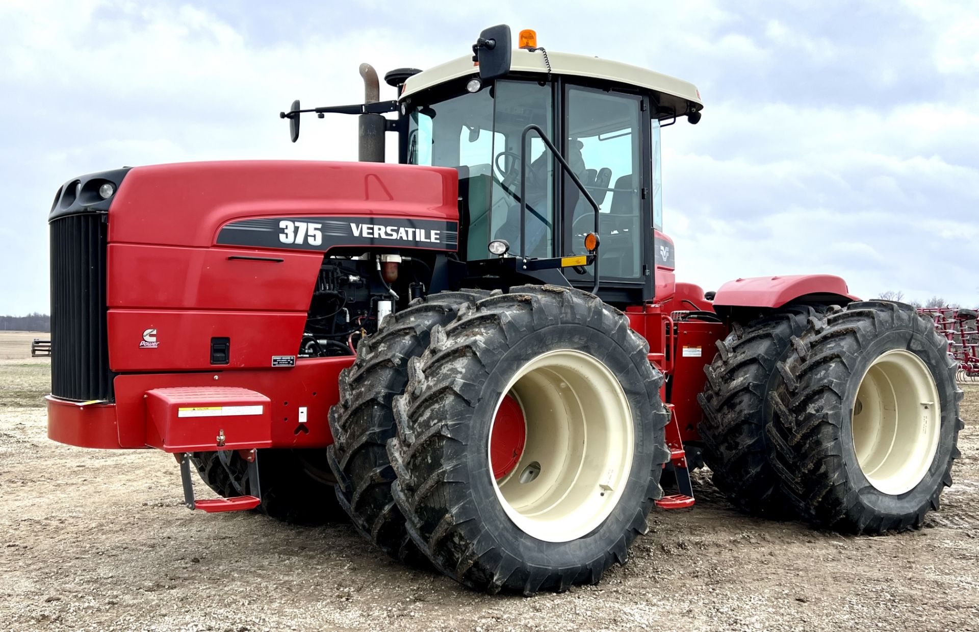 Versatile 375 Tractor