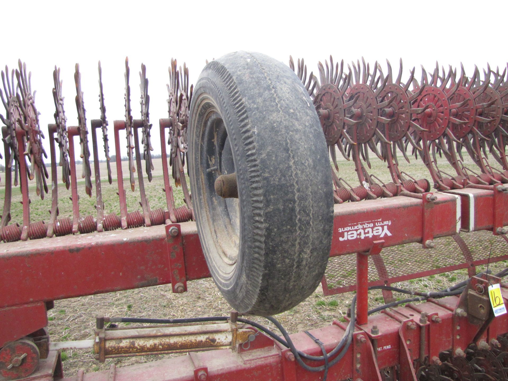 28' Yetter 3528 Rotary Hoe - Image 14 of 19