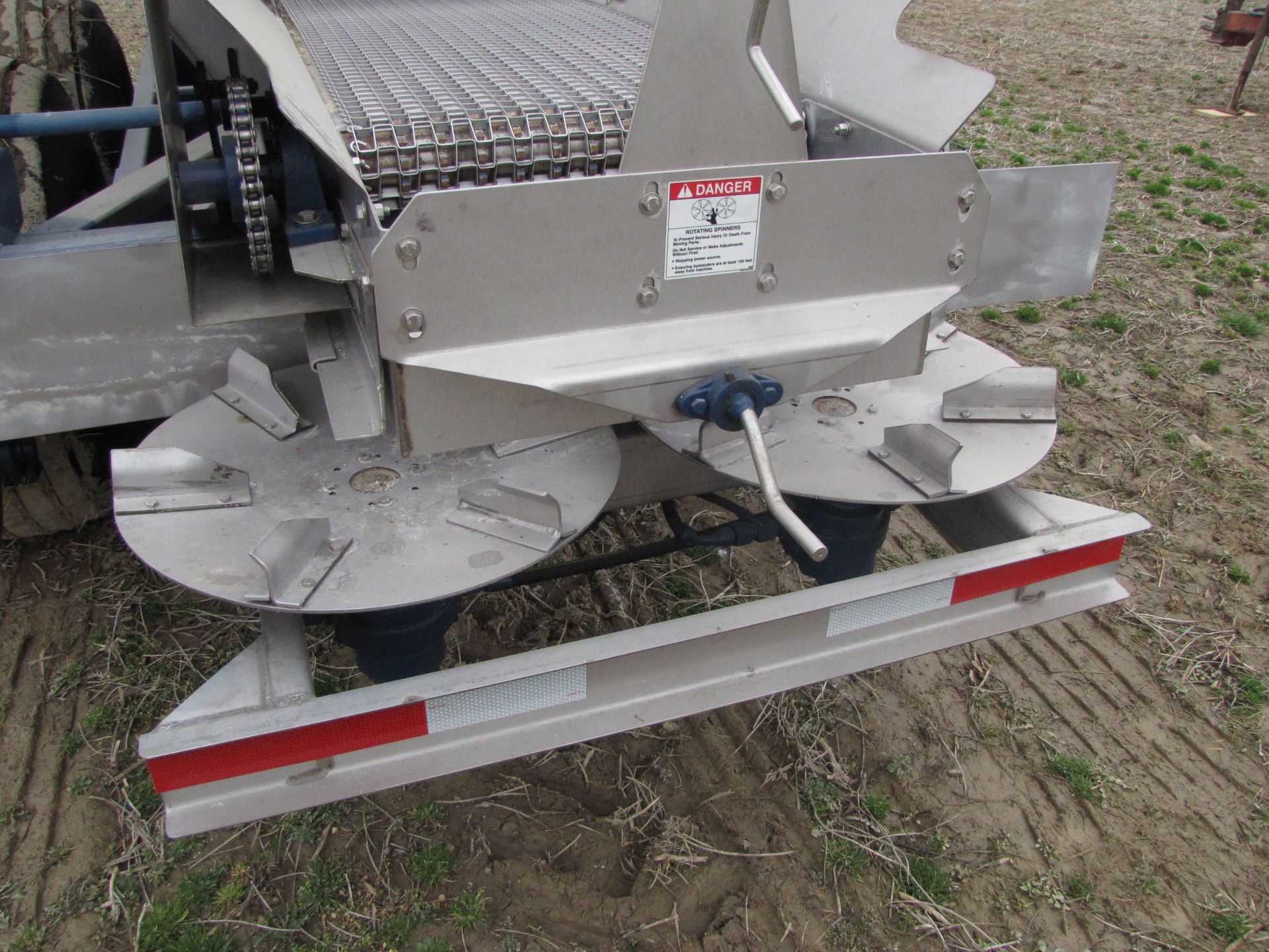 Newton Crouch SS Spreader - Image 23 of 31