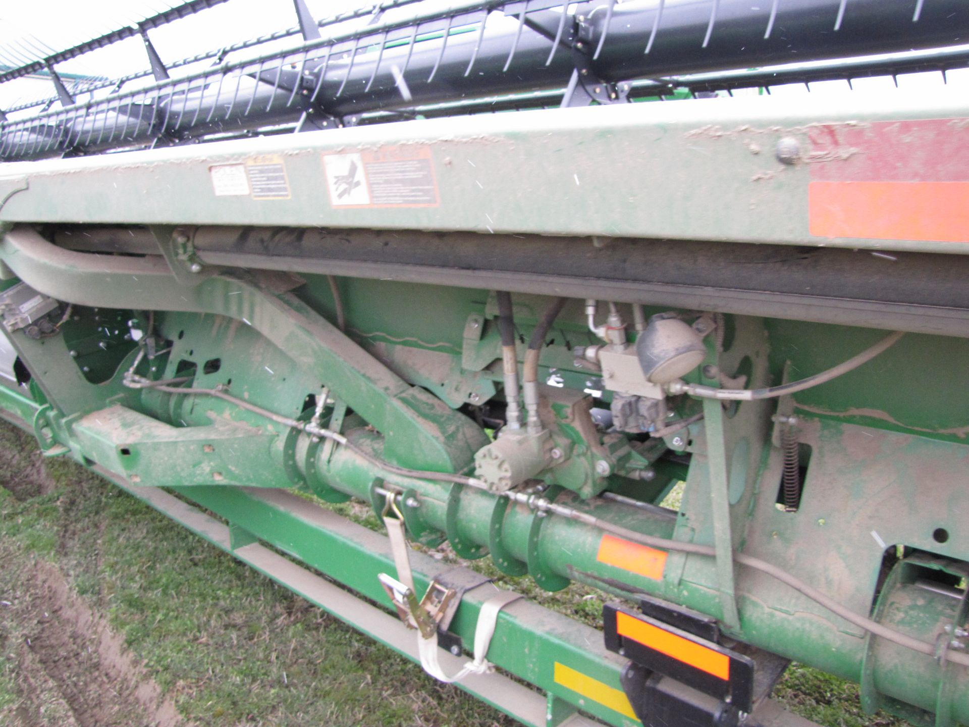 John Deere 635FD Draper Head - Image 11 of 30