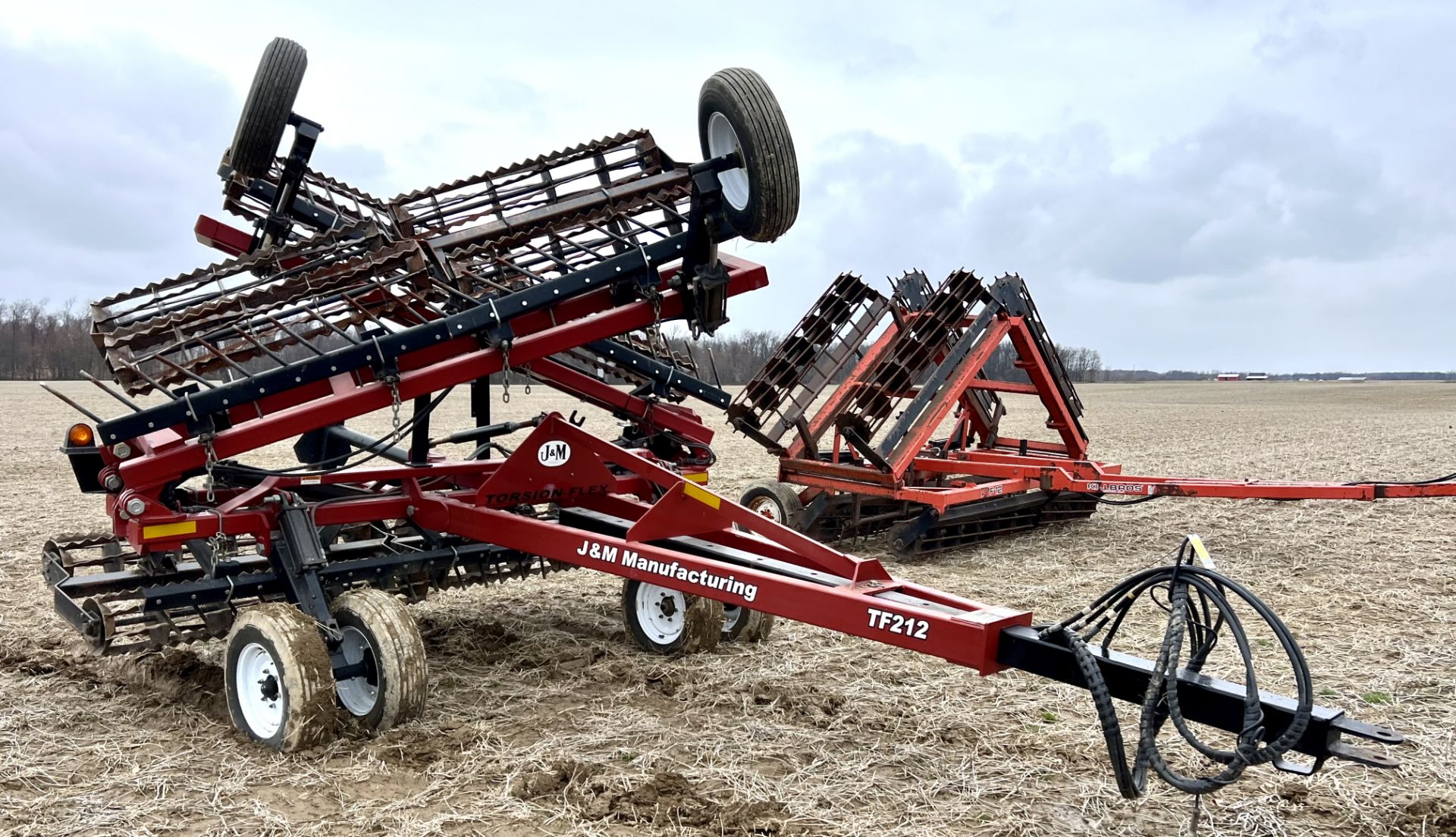 32' J&M TF212 Rolling Harrow