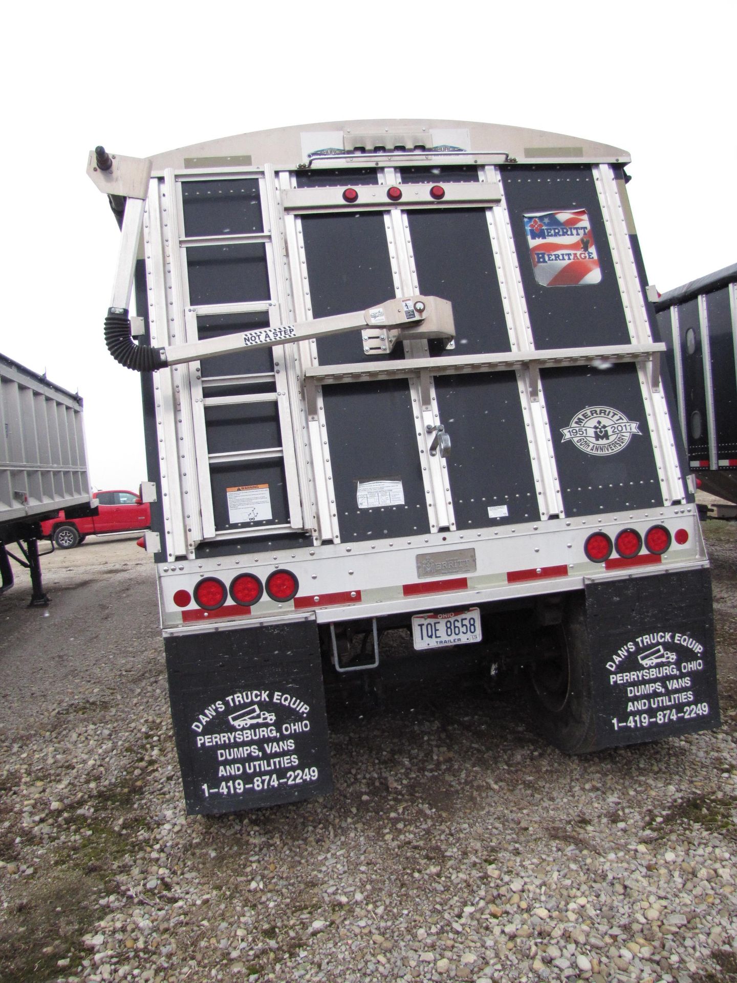 2014 38' Merritt Hopper Bottom Grain Trailer - Image 6 of 40