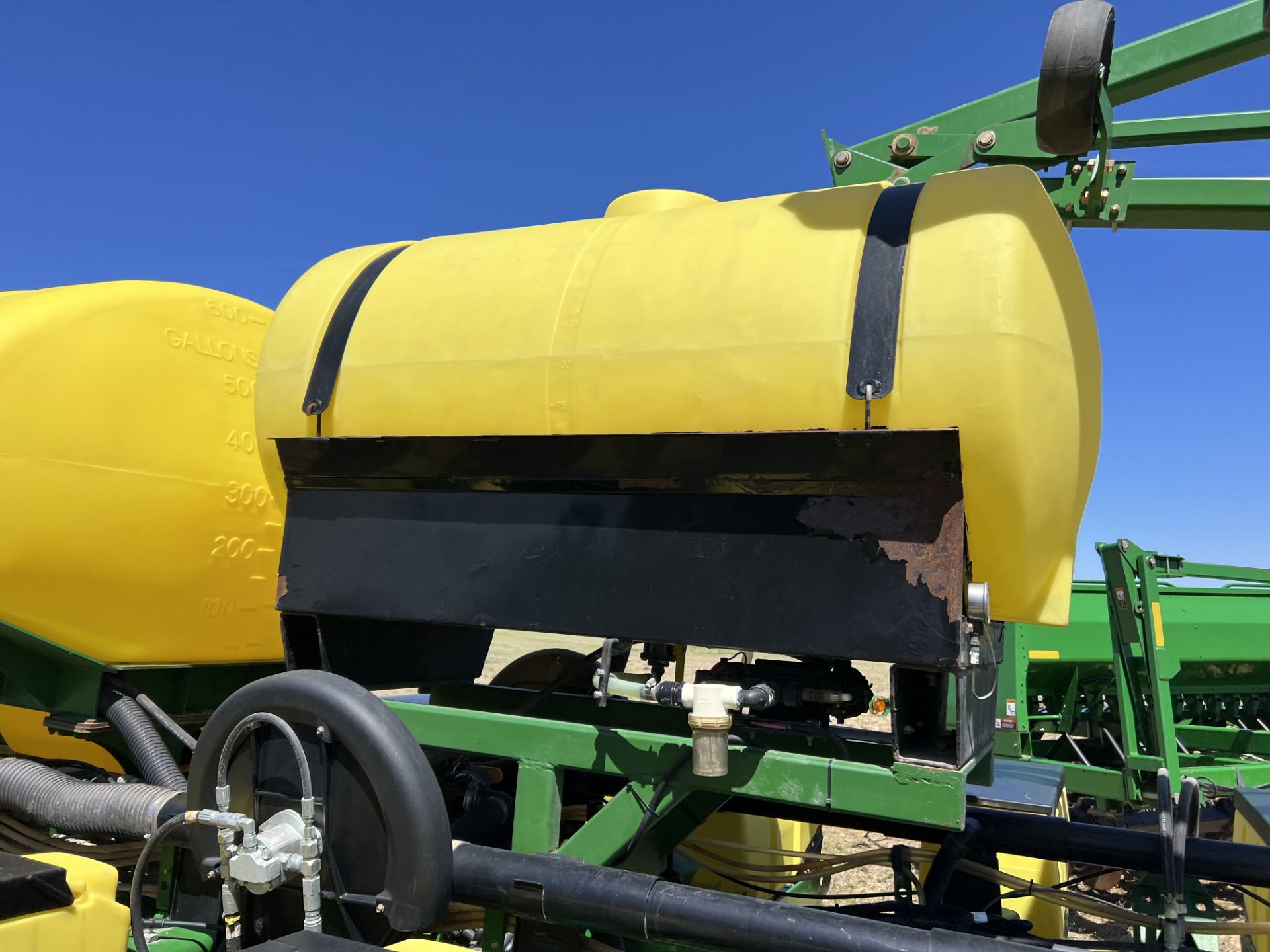 John Deere 1770NT 16R30'' Planter - Image 17 of 38