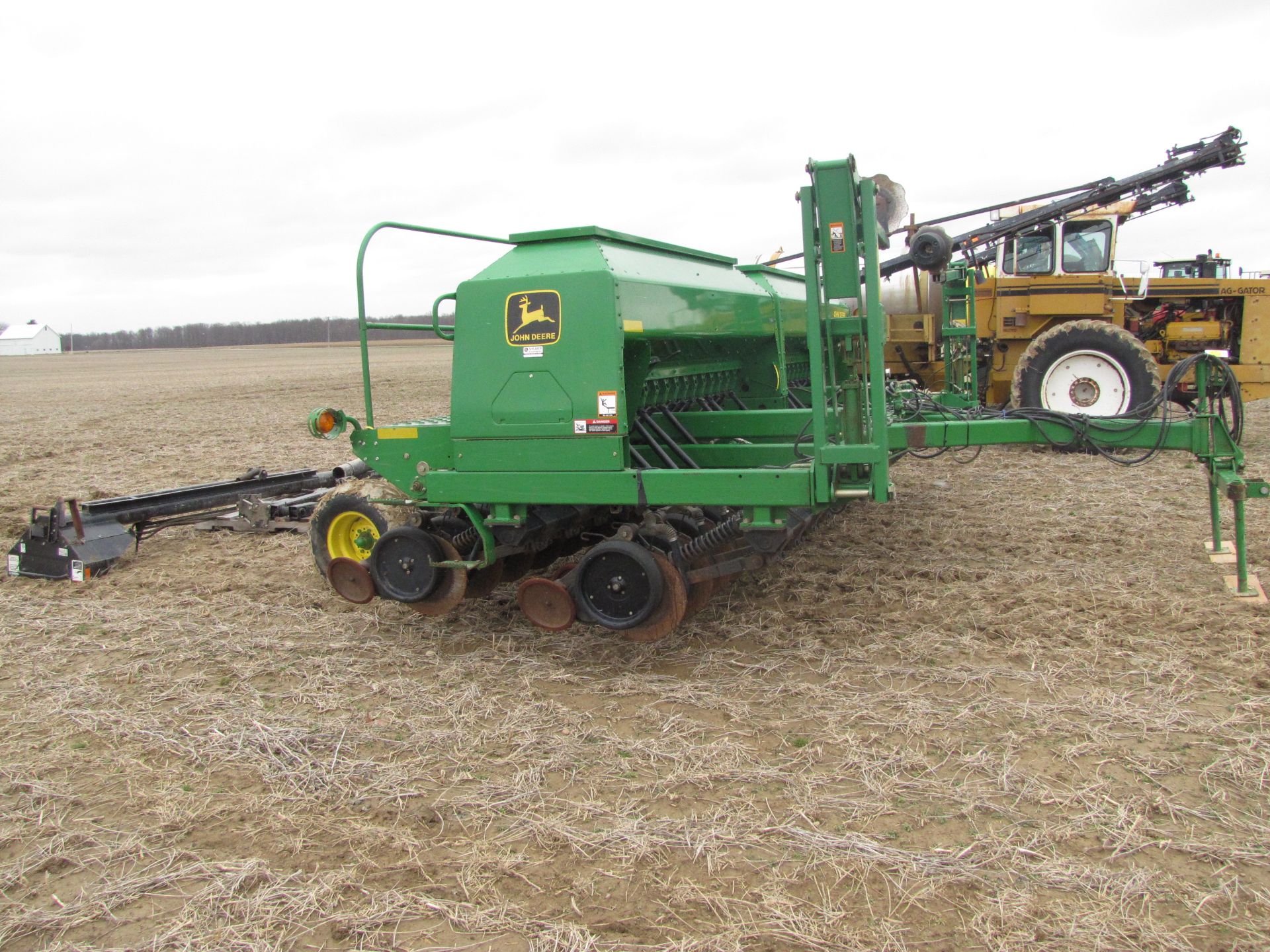 20' John Deere 1560 Drill - Image 4 of 49