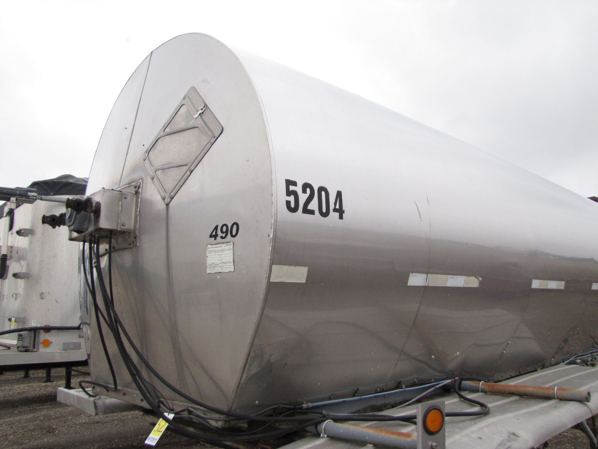 1970 Butler 4600-Gallon Tanker Trailer - Image 33 of 41