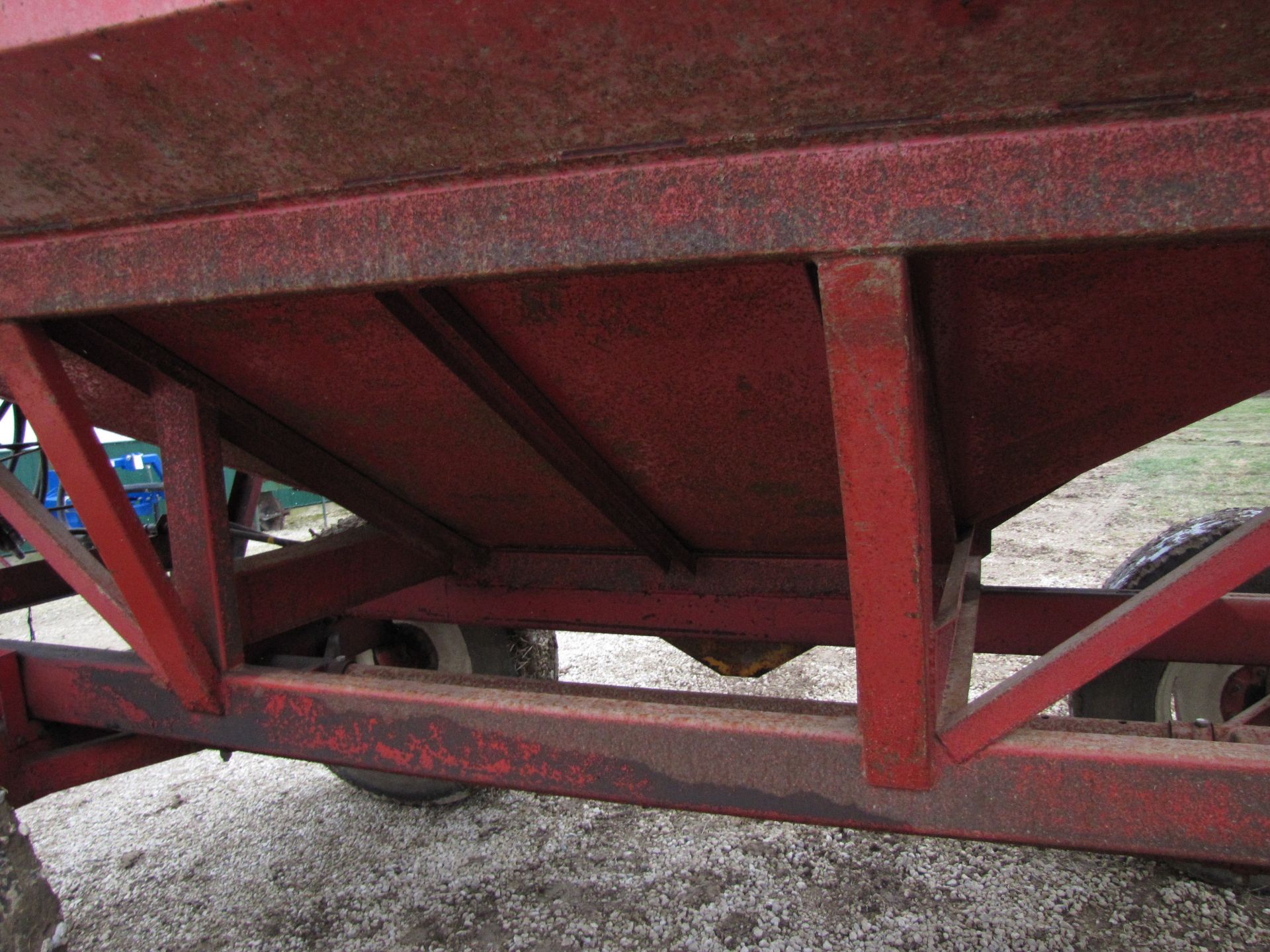 350 Bu Seed Wagon - Image 17 of 27